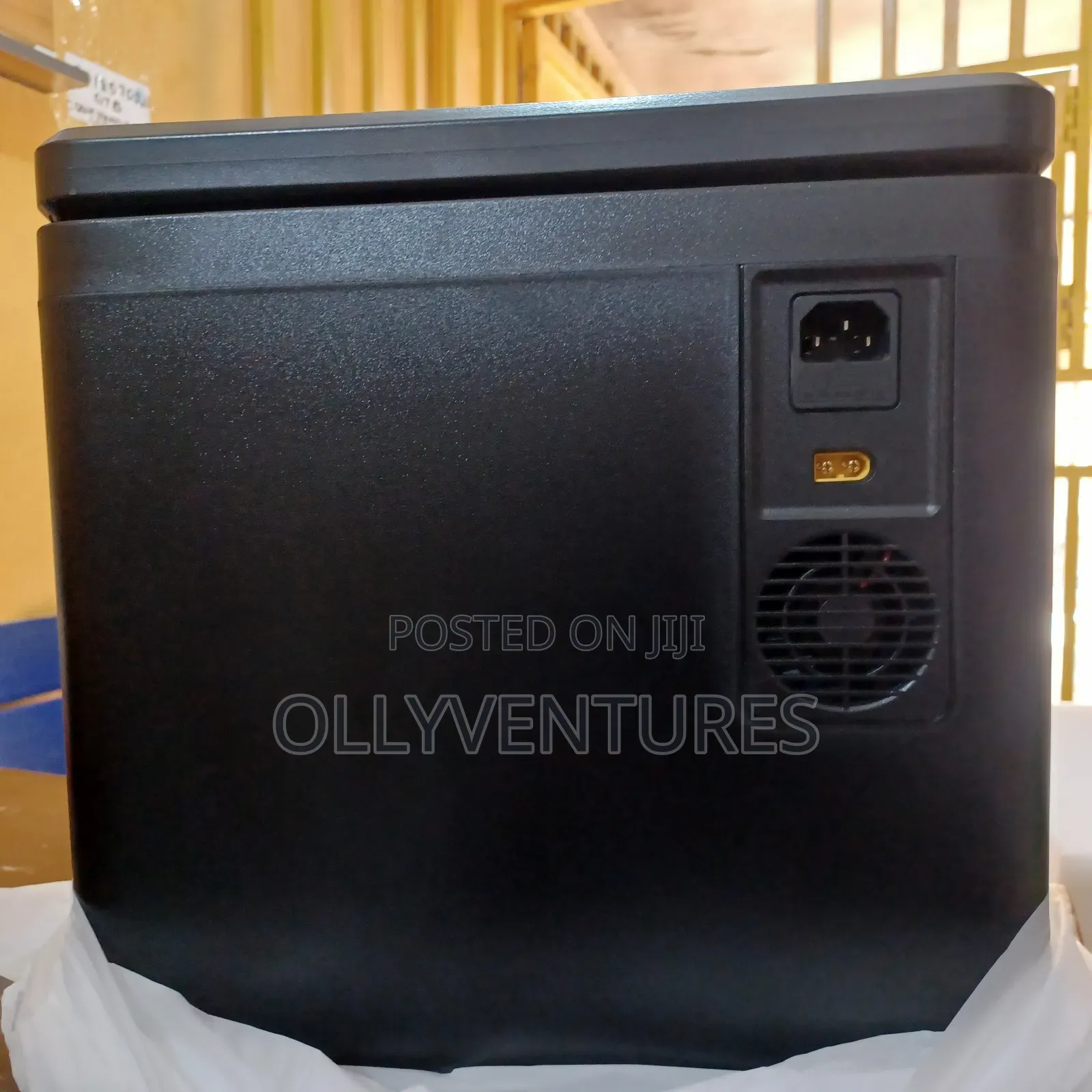 Yoobao Potable Power Station 1200w