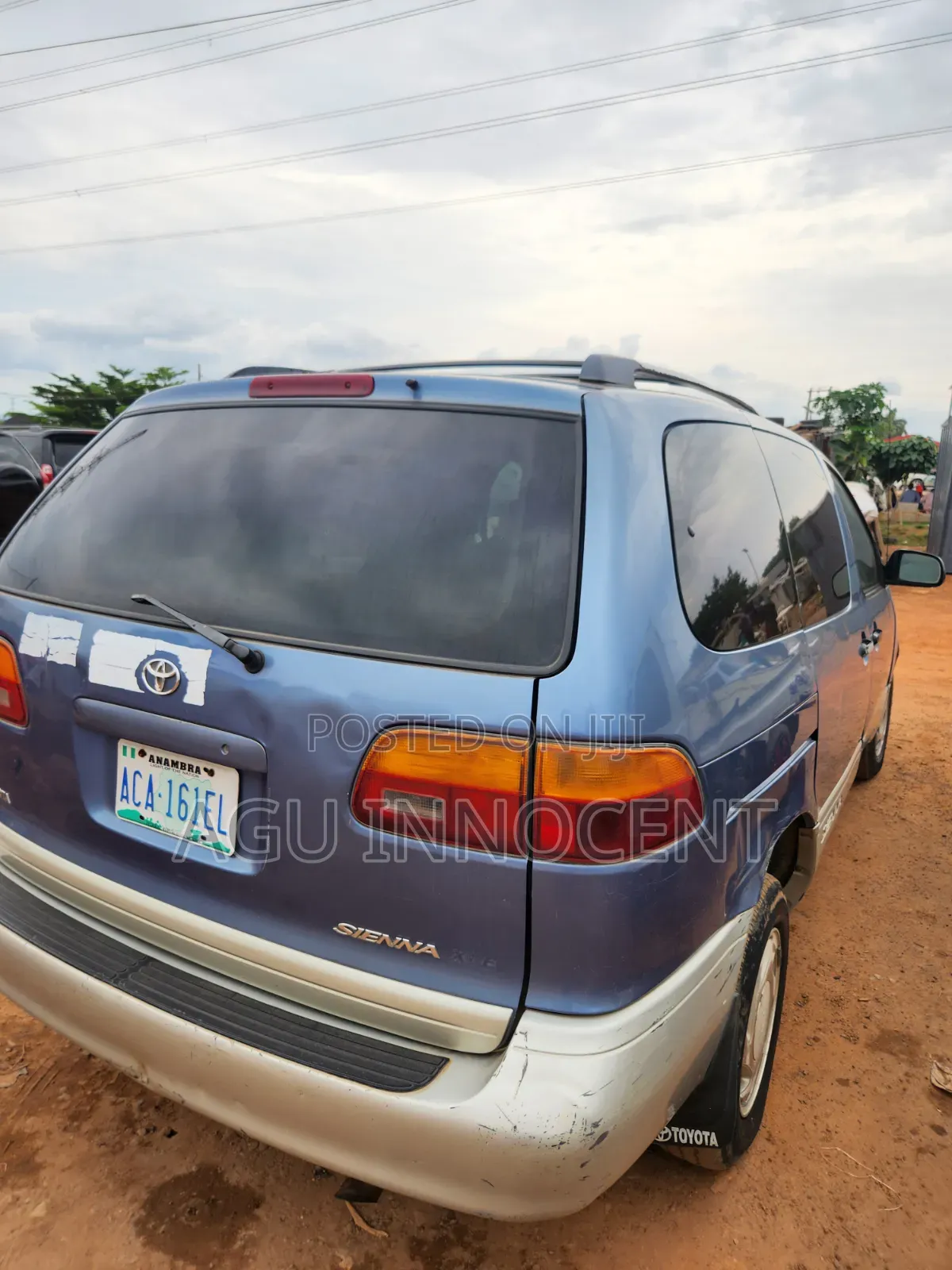 Toyota Sienna 2000 Blue