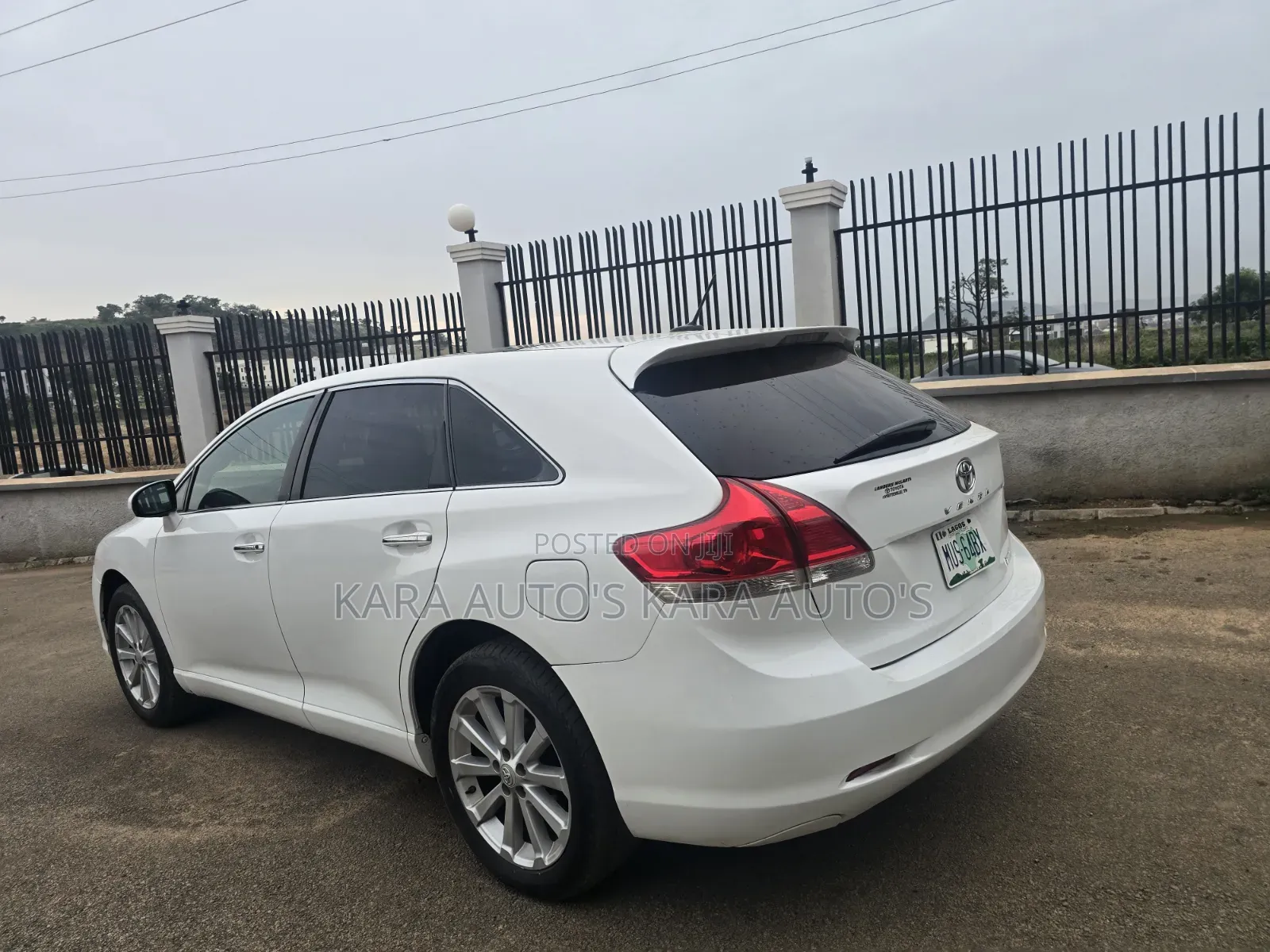 Toyota Venza 2010 White