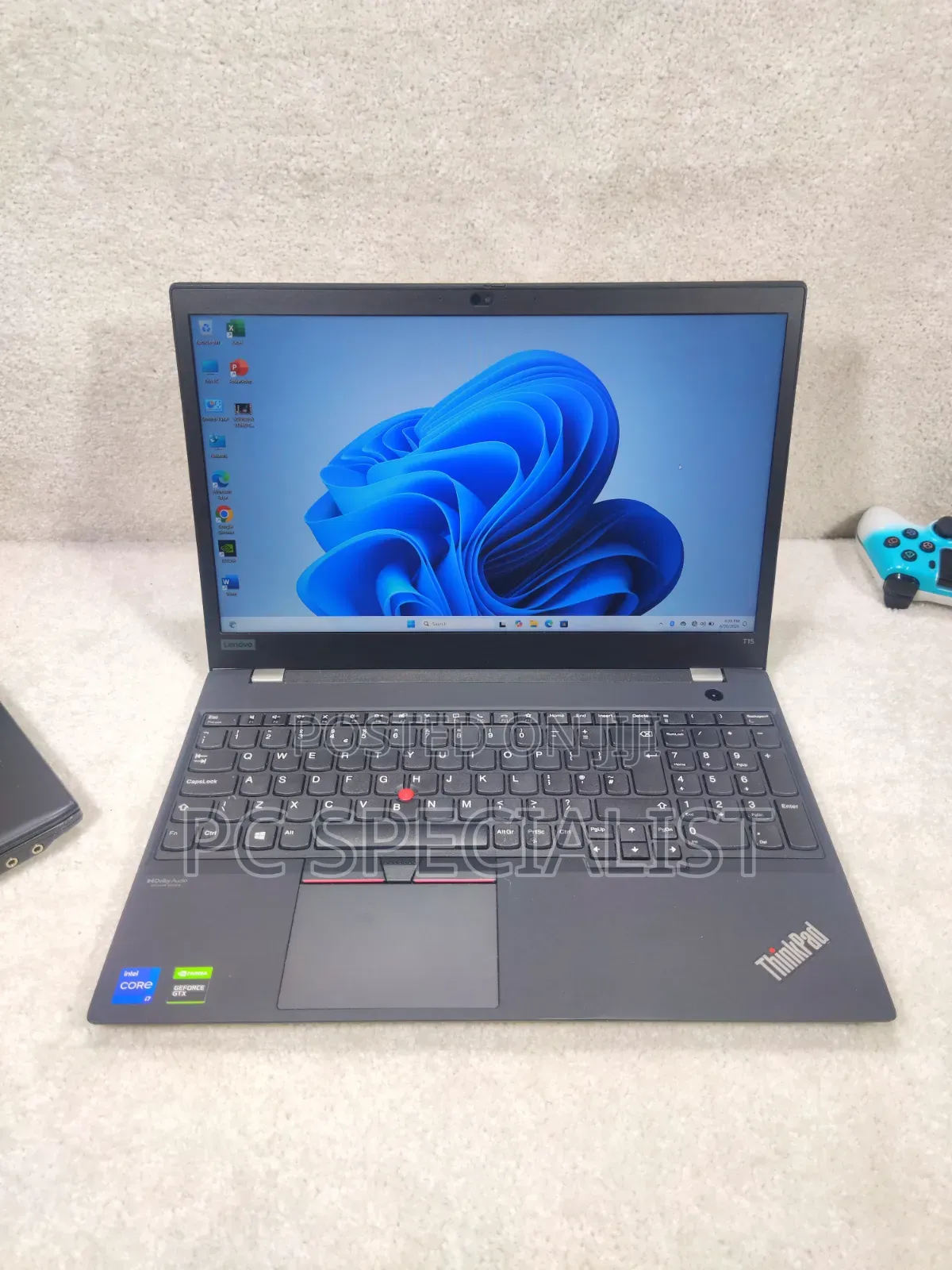 Laptop Lenovo ThinkPad T14s Gen 2 16GB Intel Core i7 SSD 256GB
