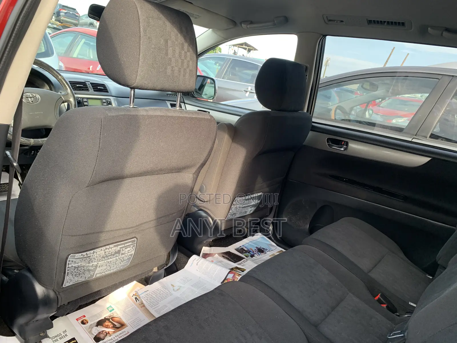 Toyota Avensis Verso 2006 Red