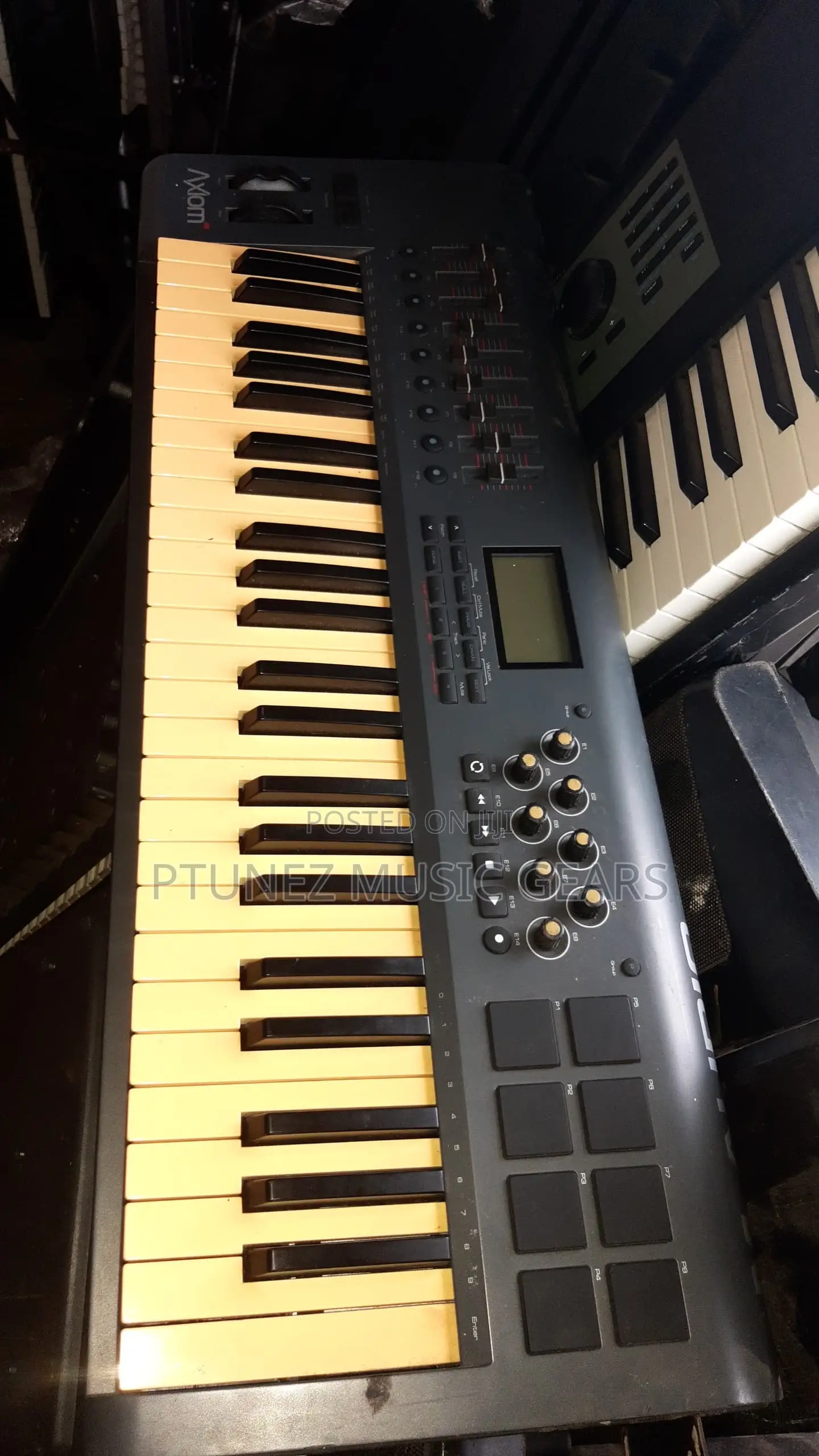 Maudio Axiom 49