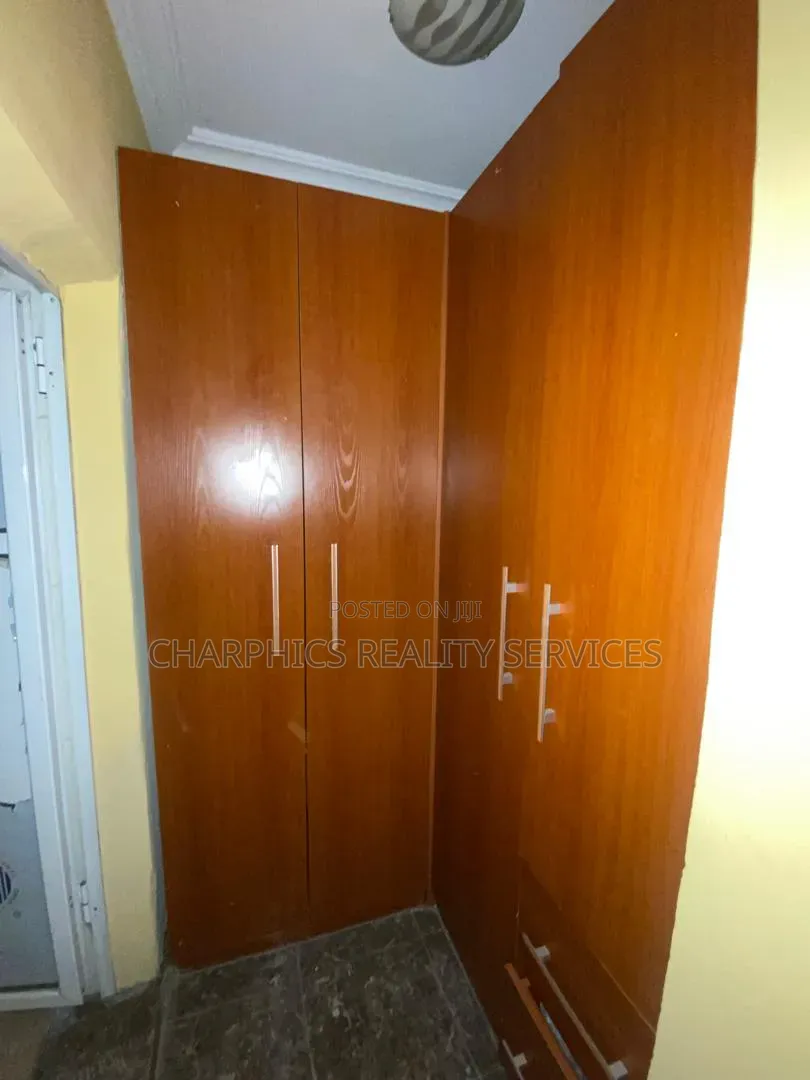 3bdrm Duplex in Jakande for rent