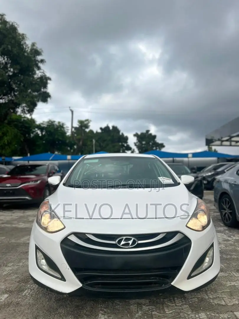 Hyundai Elantra 2014 White