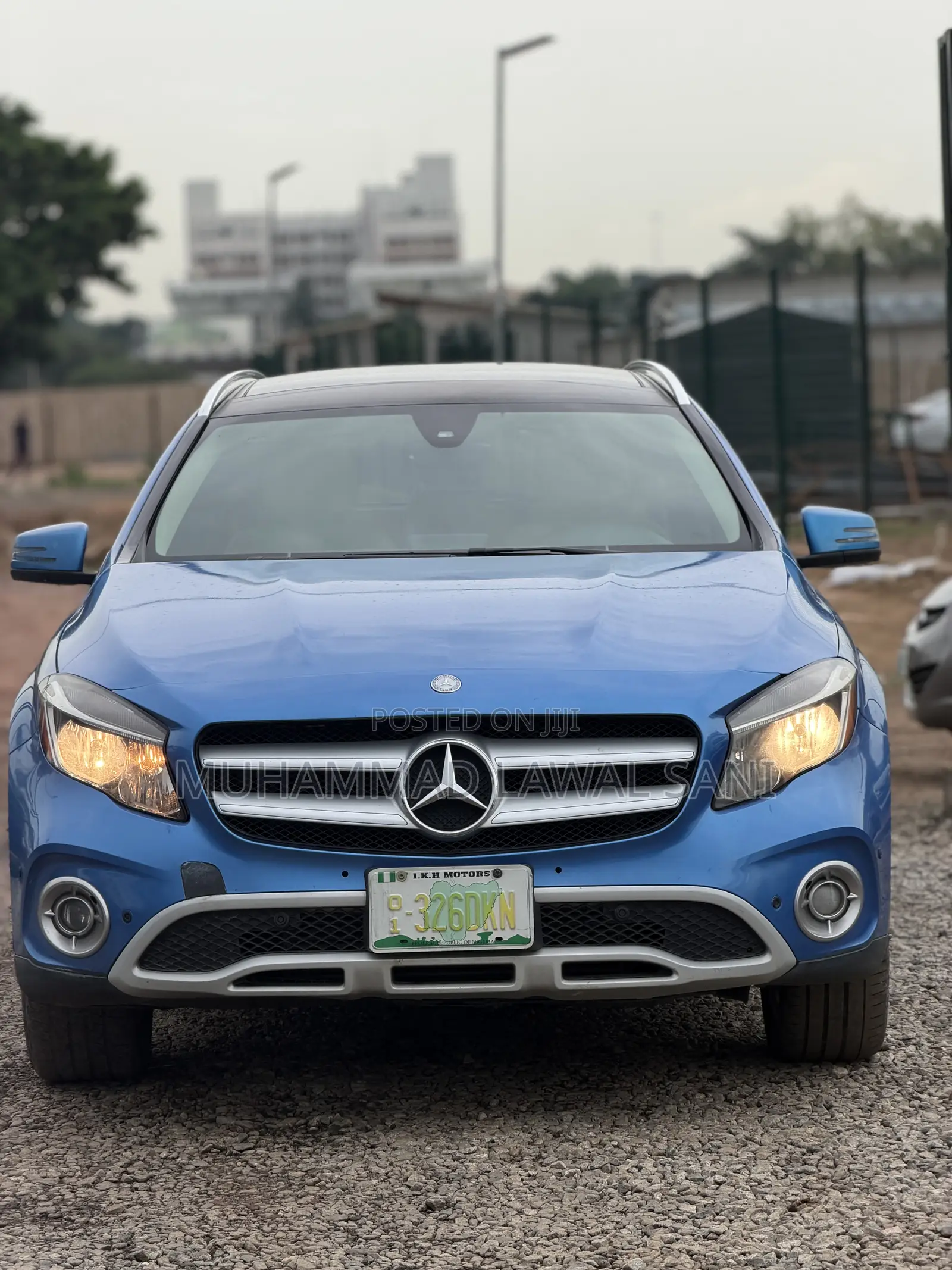 Mercedes-Benz GLA 250 2015 Blue