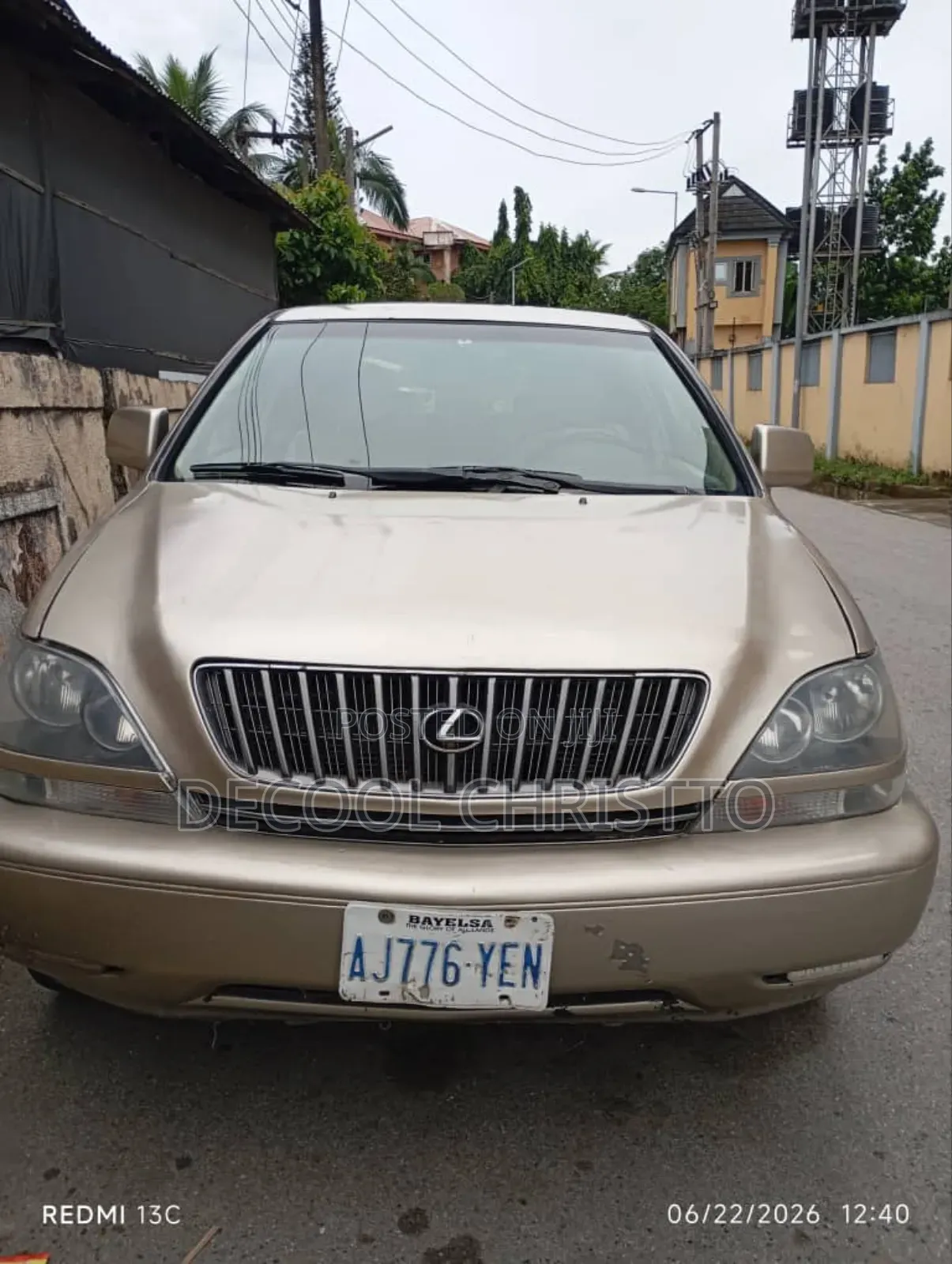 Lexus RX 300 2001 Gold