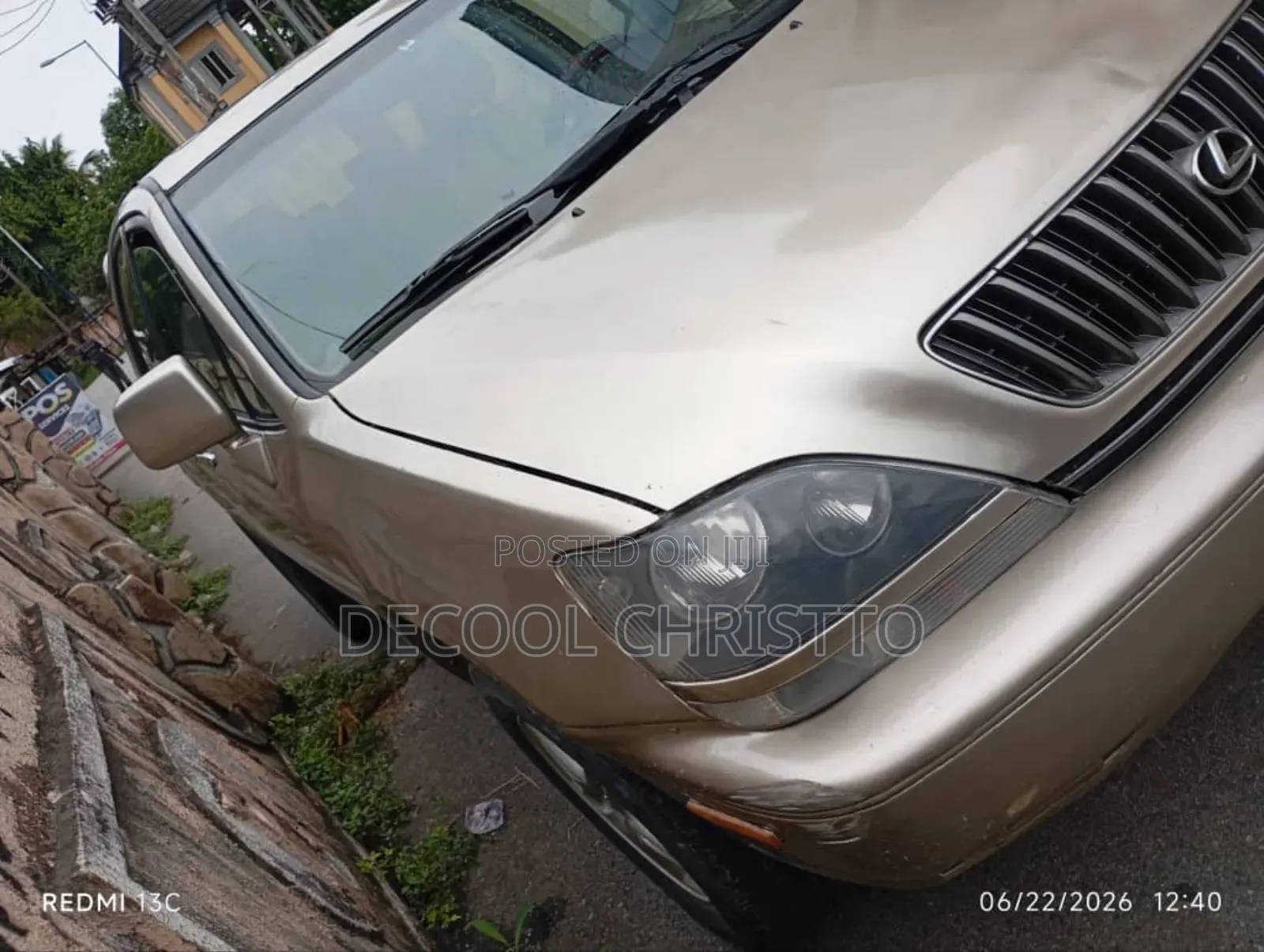 Lexus RX 300 2001 Gold