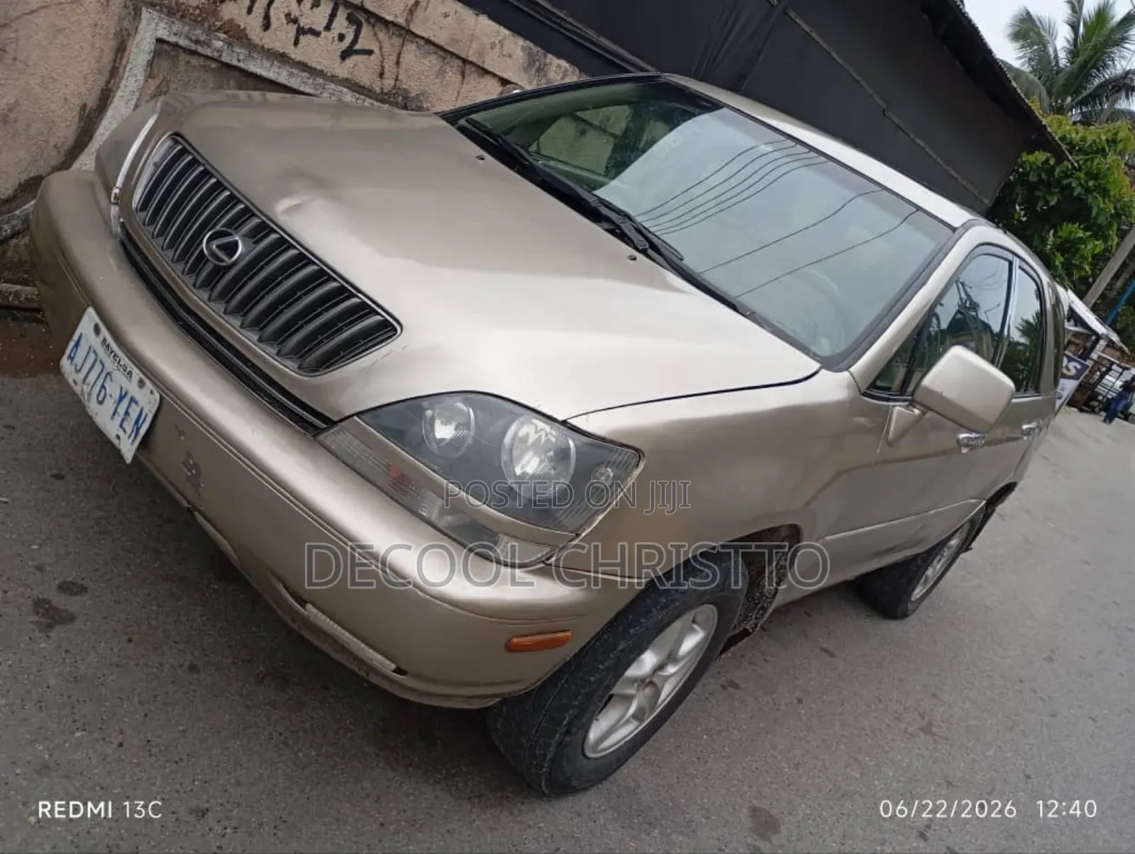 Lexus RX 300 2001 Gold
