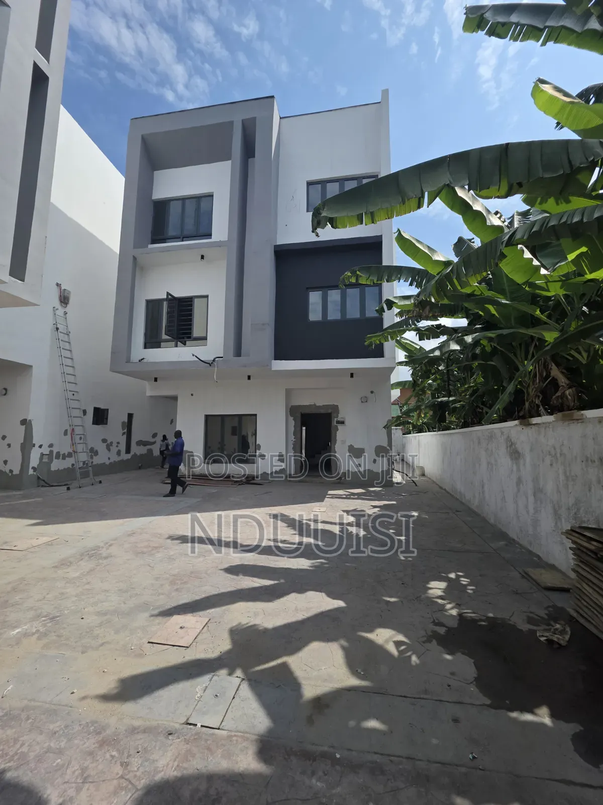 5bdrm Duplex in Alaka Estate for sale