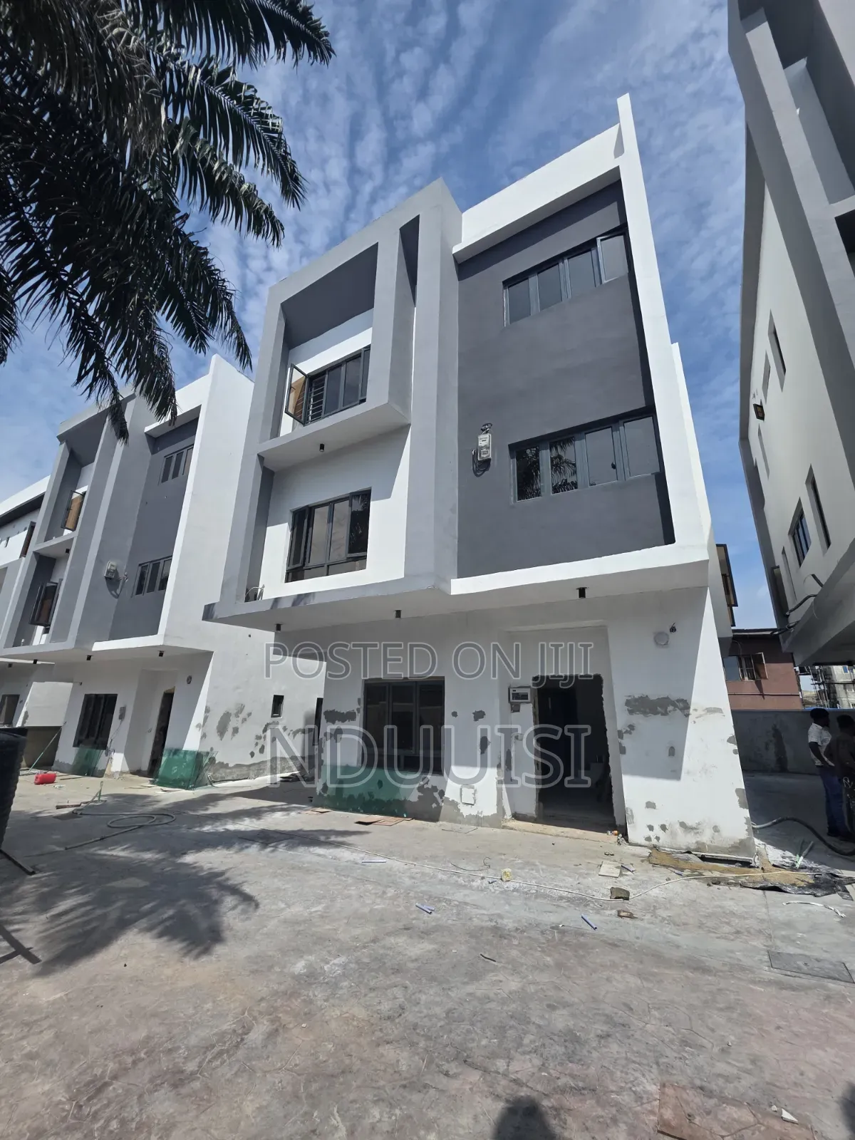 5bdrm Duplex in Alaka Estate for sale