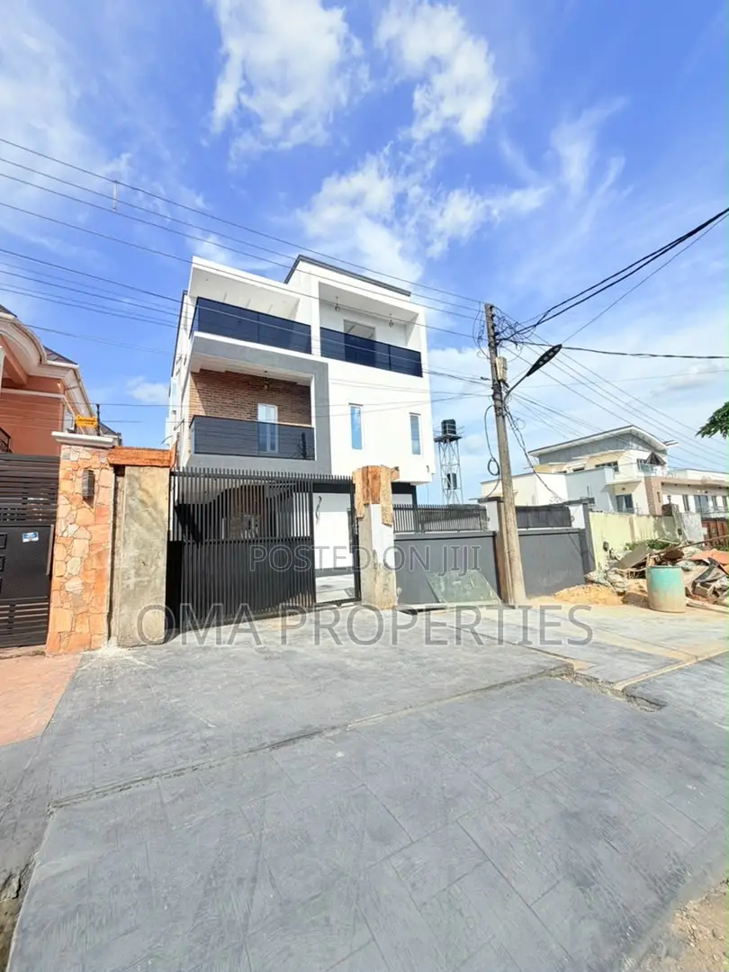 Furnished 5bdrm House in Magodo for sale