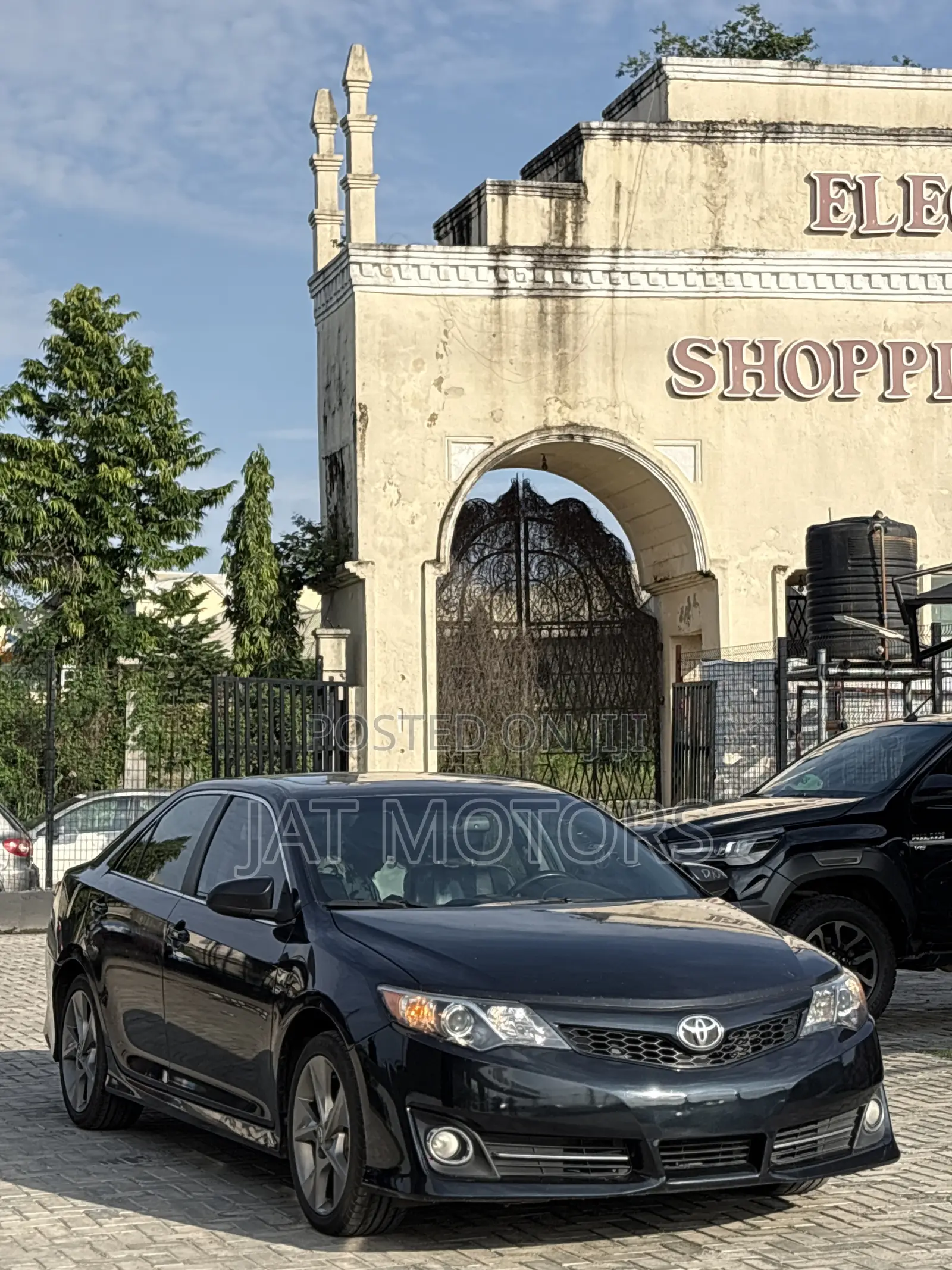 Toyota Camry SE V6 4dr Sedan (3.5L 6cyl 6A) 2012 Black