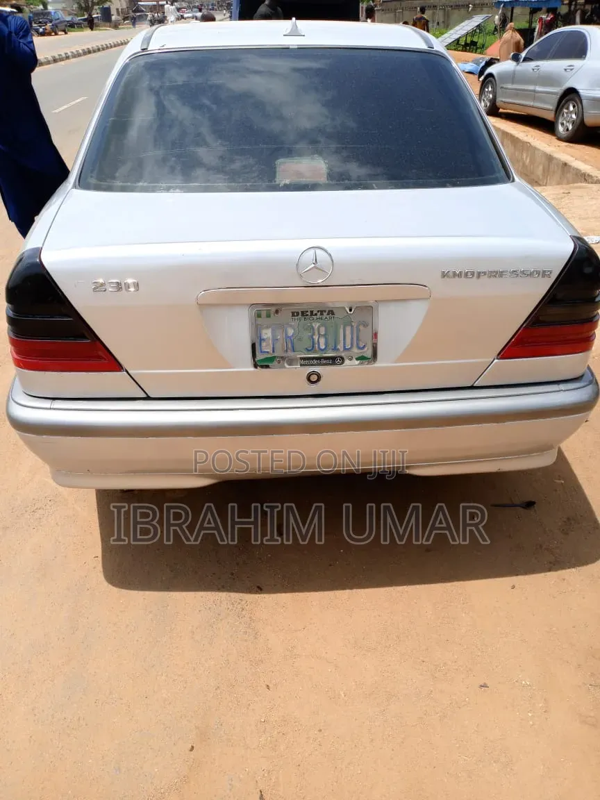 Mercedes-Benz C230 2000 Silver