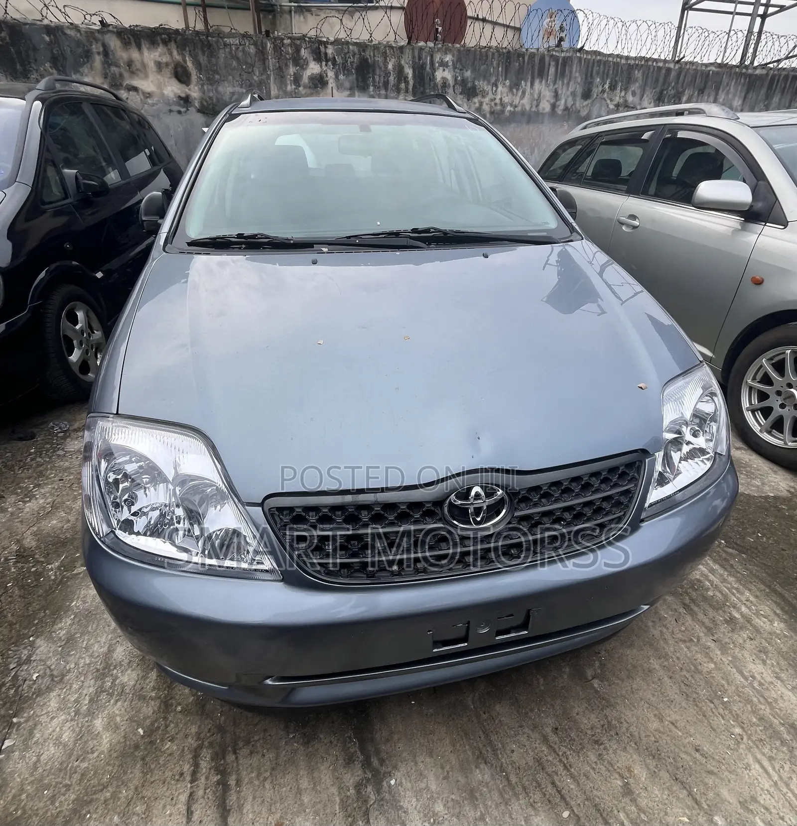 Toyota Corolla Liftback 2005 Gray