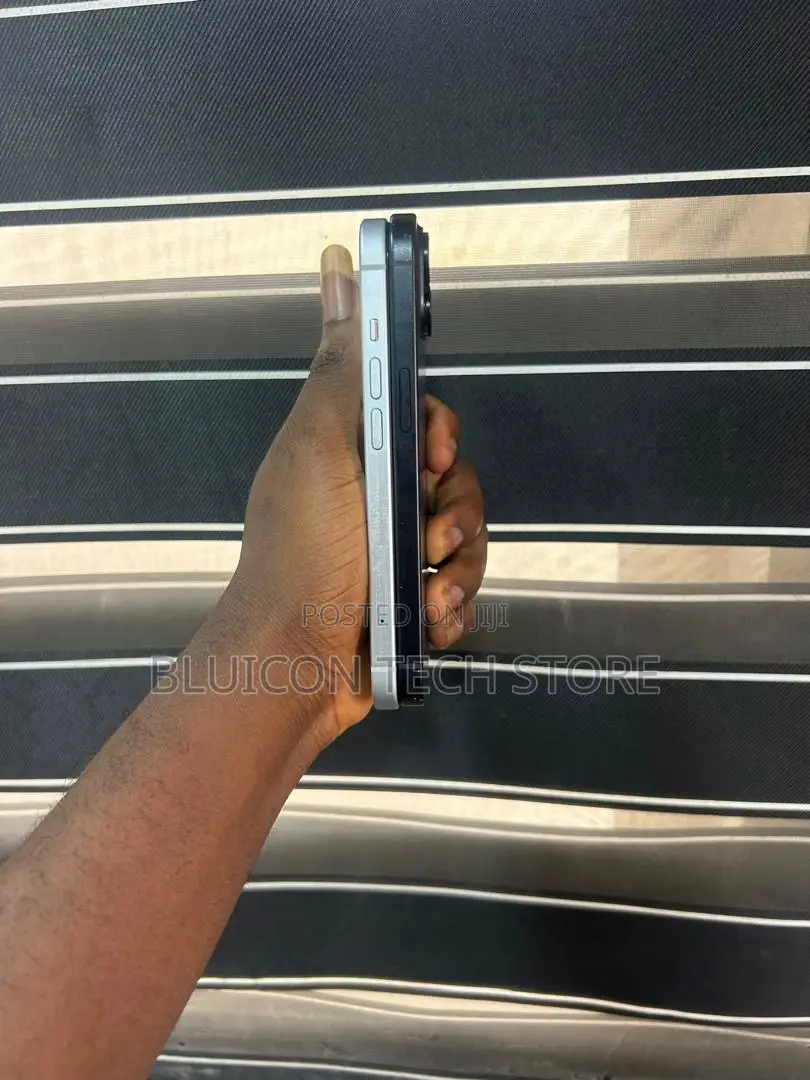 Apple iPhone 15 128 GB