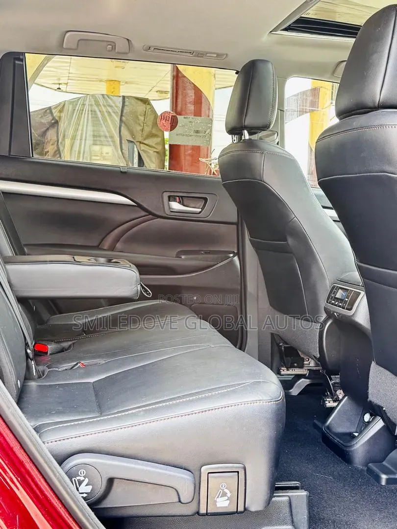 Toyota Highlander 2016 Burgundy