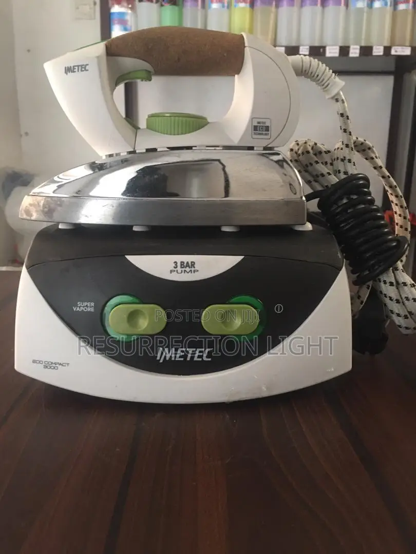 Beautiful Quality Imetec Steam Iron as Good as New Working Perfectly