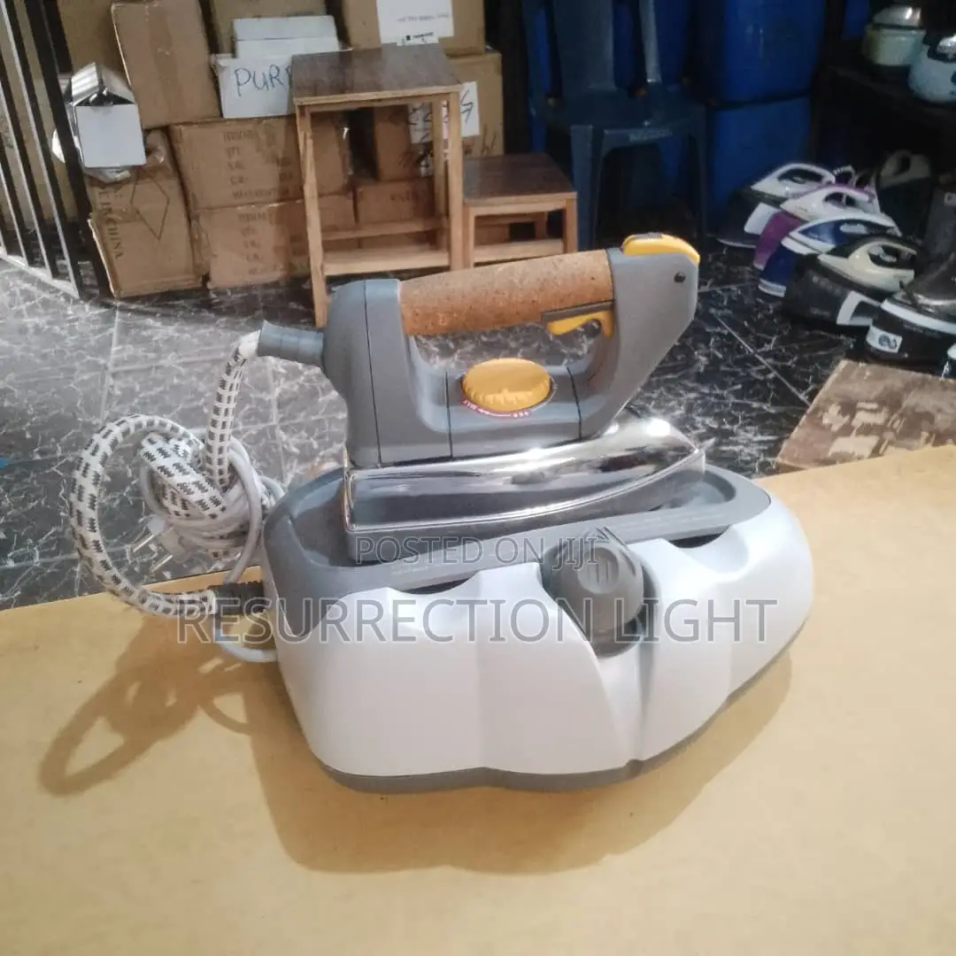 Quality and Very Durable Italian Ariete Industral Steam Iron Very Neat
