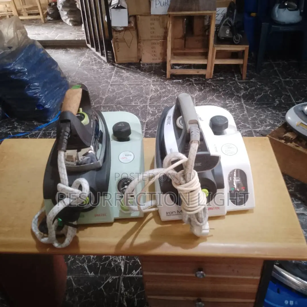 Durable Imetec Steam Iron in Perfect Working Order