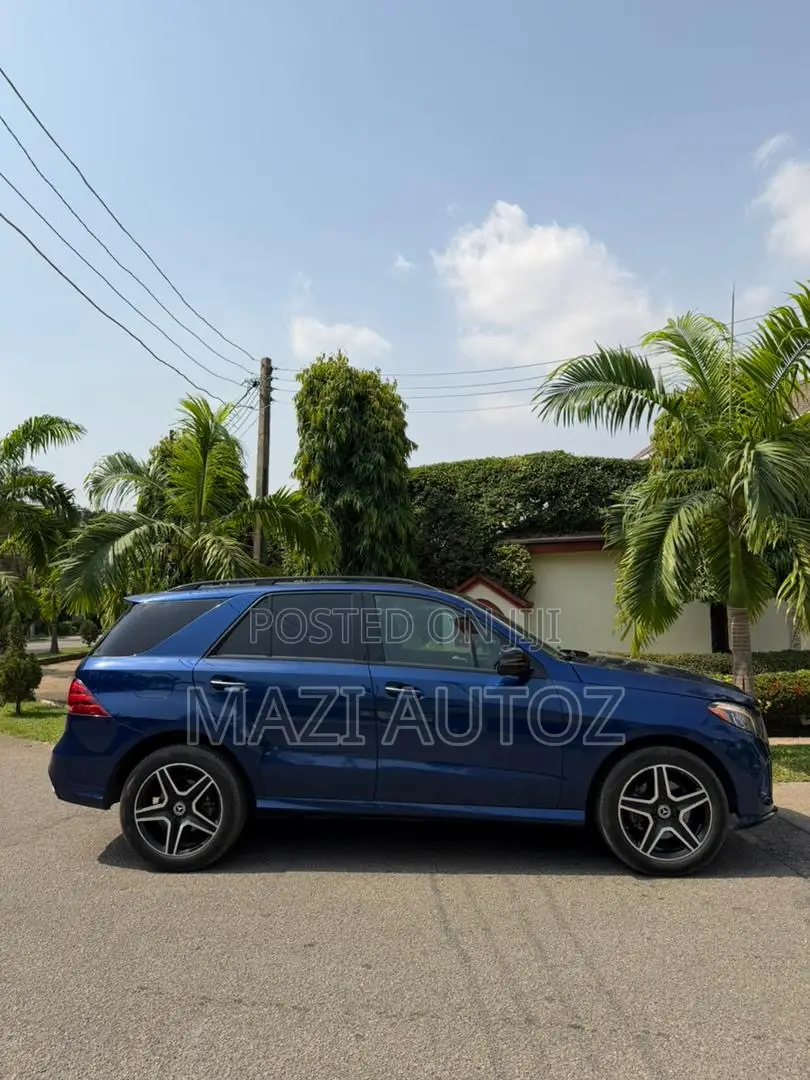 Mercedes-Benz GLE-Class GLE 350 2017 Blue