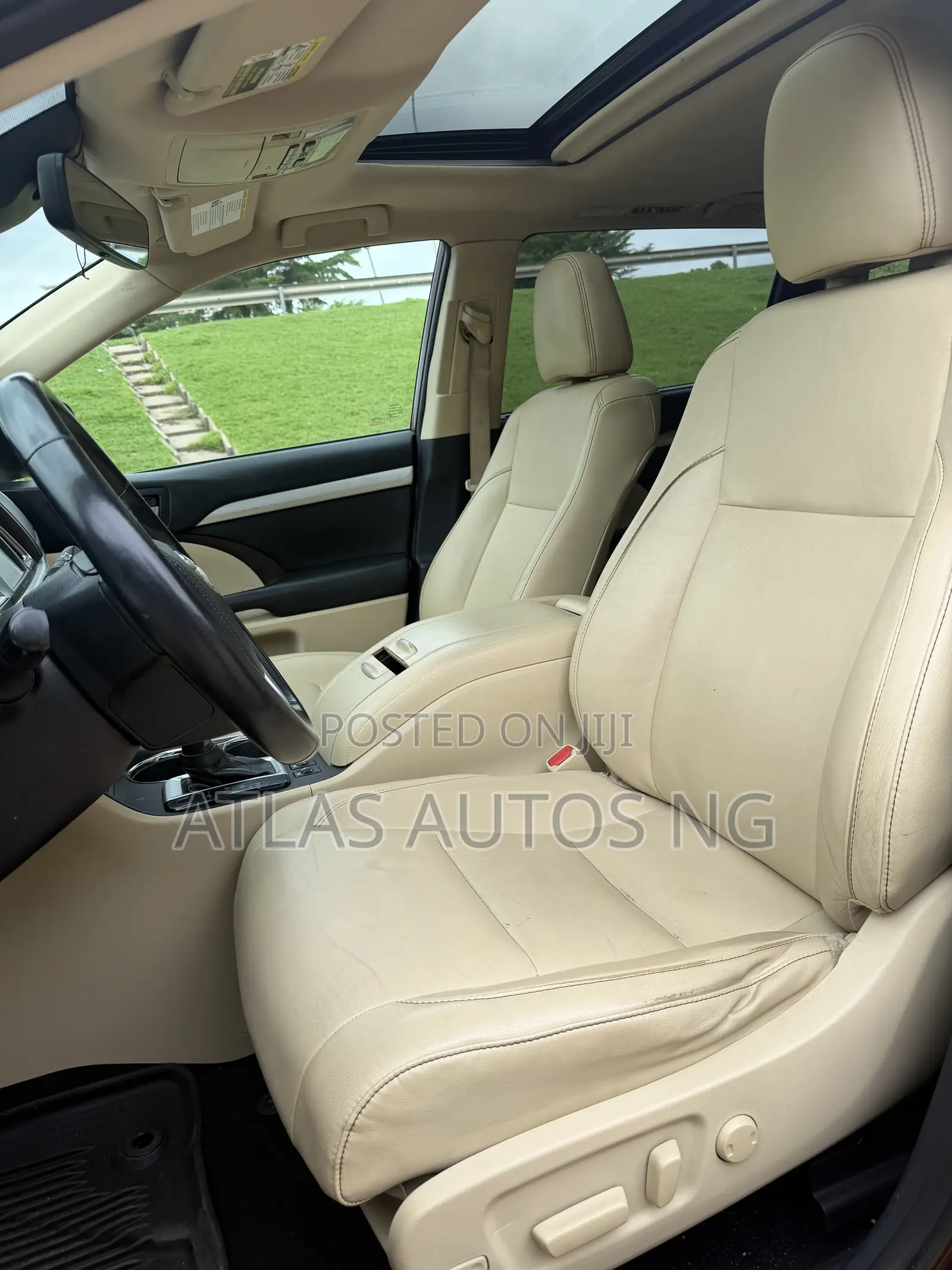 Toyota Highlander XLE 2019 Burgundy