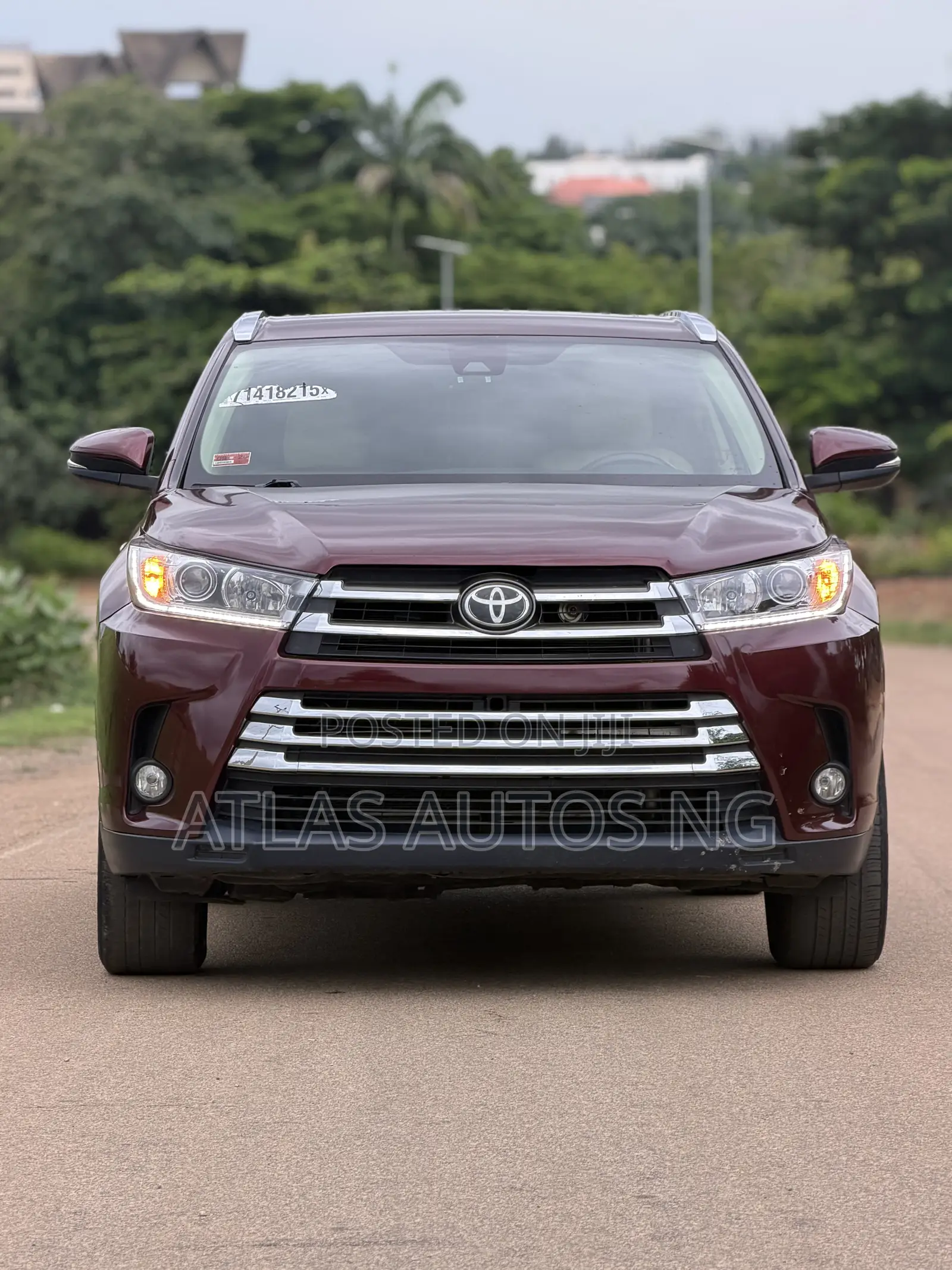 Toyota Highlander XLE 2019 Burgundy