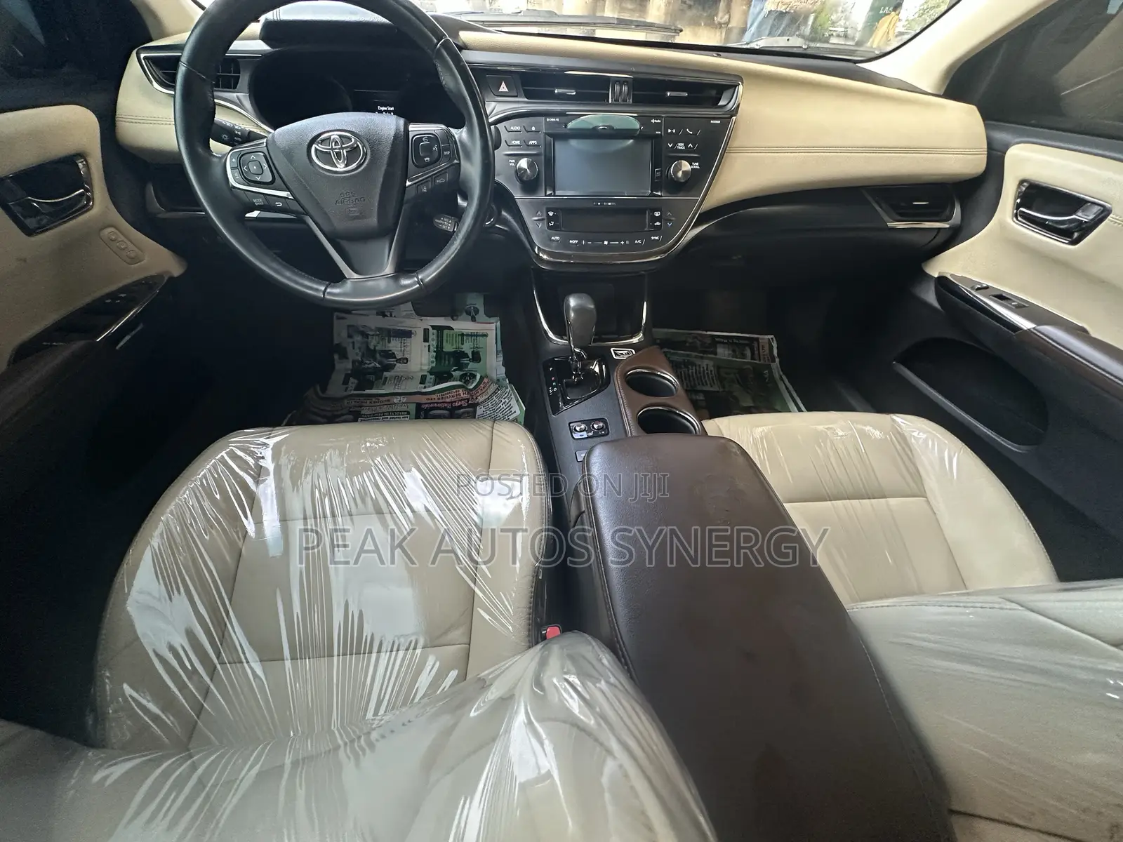 Toyota Avalon Touring FWD Sedan (3.6L 6cyl 6A) 2016 White