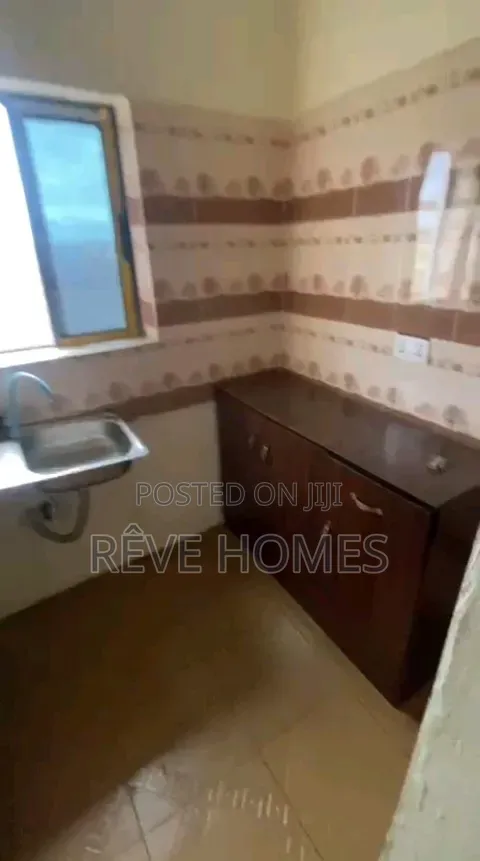1bdrm Apartment in Shomolu / Shomolu for rent