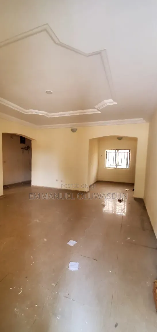 2bdrm Block of Flats in Karu for rent