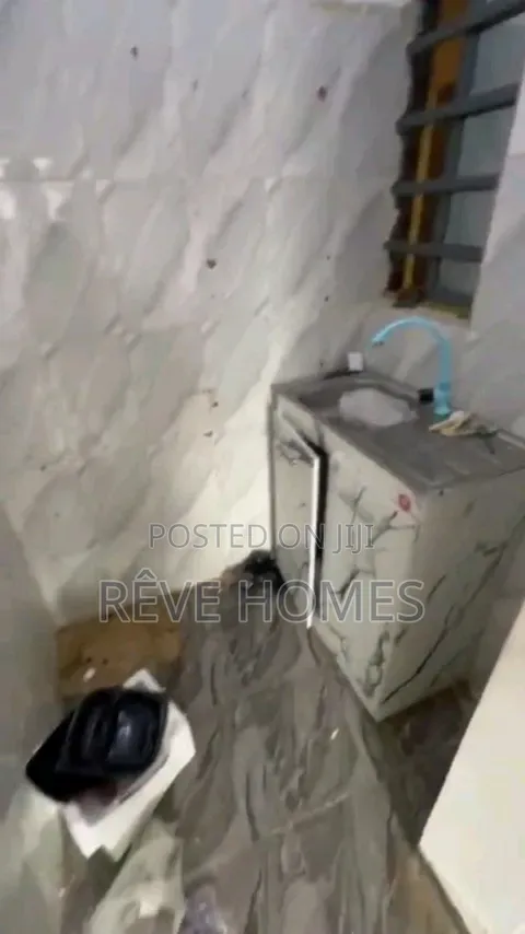 1bdrm Apartment in Shomolu / Shomolu for rent