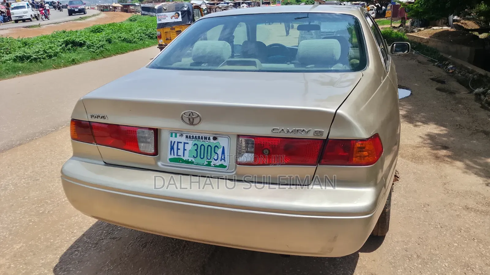 Toyota Camry 2001 Gold