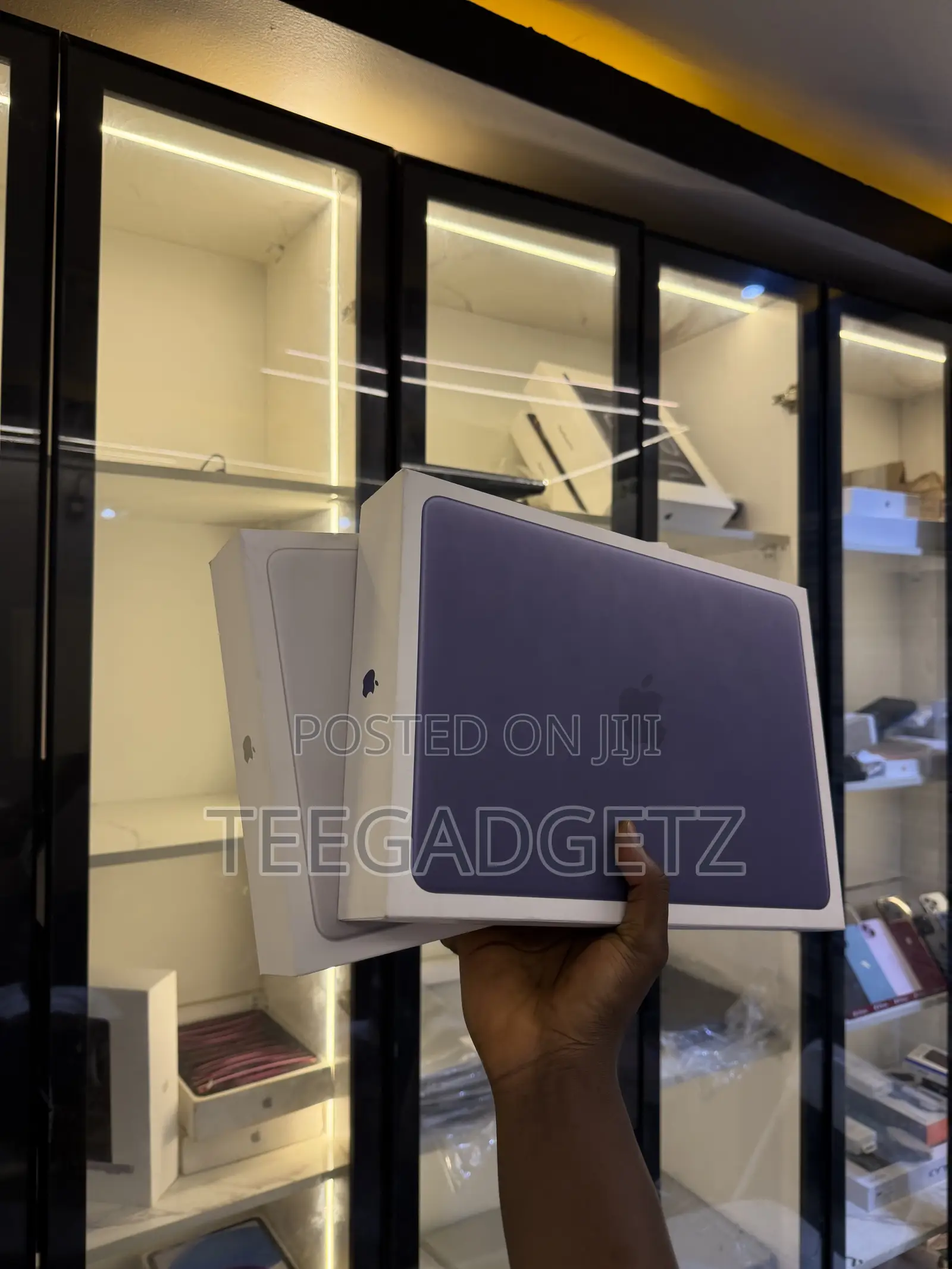 New Laptop Apple MacBook Neo 2026 8GB Apple M5 SSD 256GB