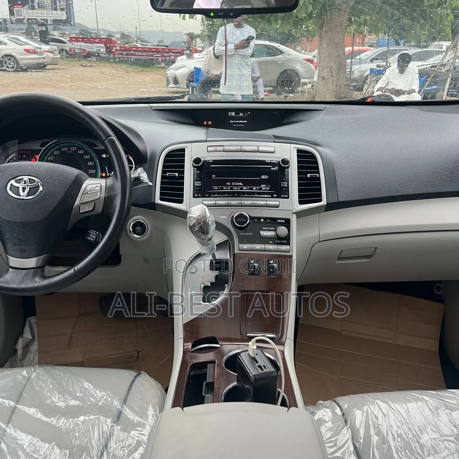 Toyota Venza 2011 White