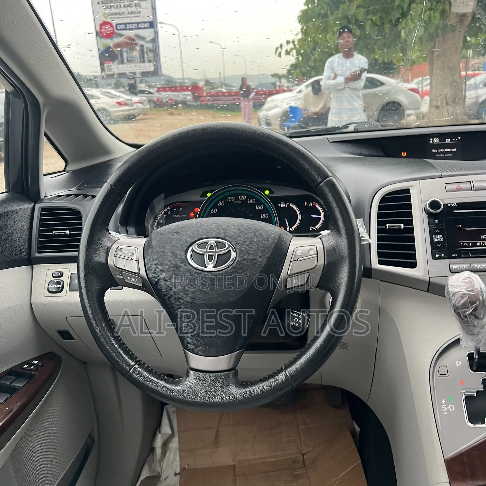 Toyota Venza 2011 White