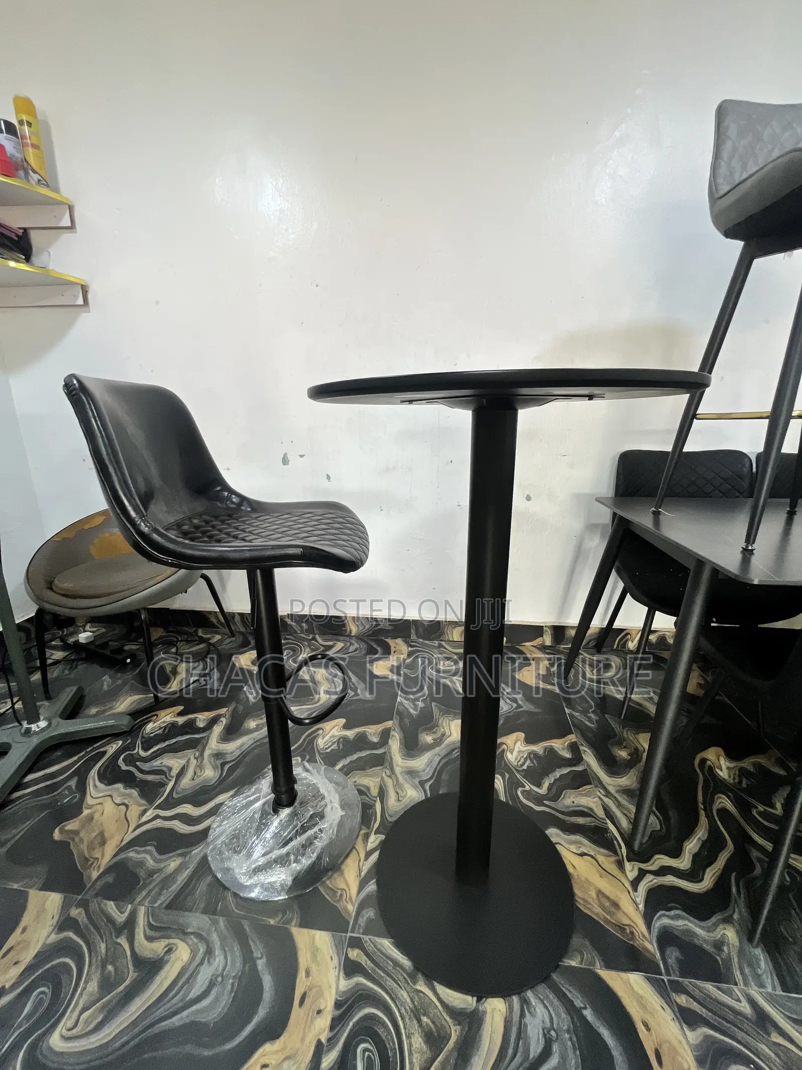 Modern Round Black Bar Table - High-Top Bistro Counter Desk