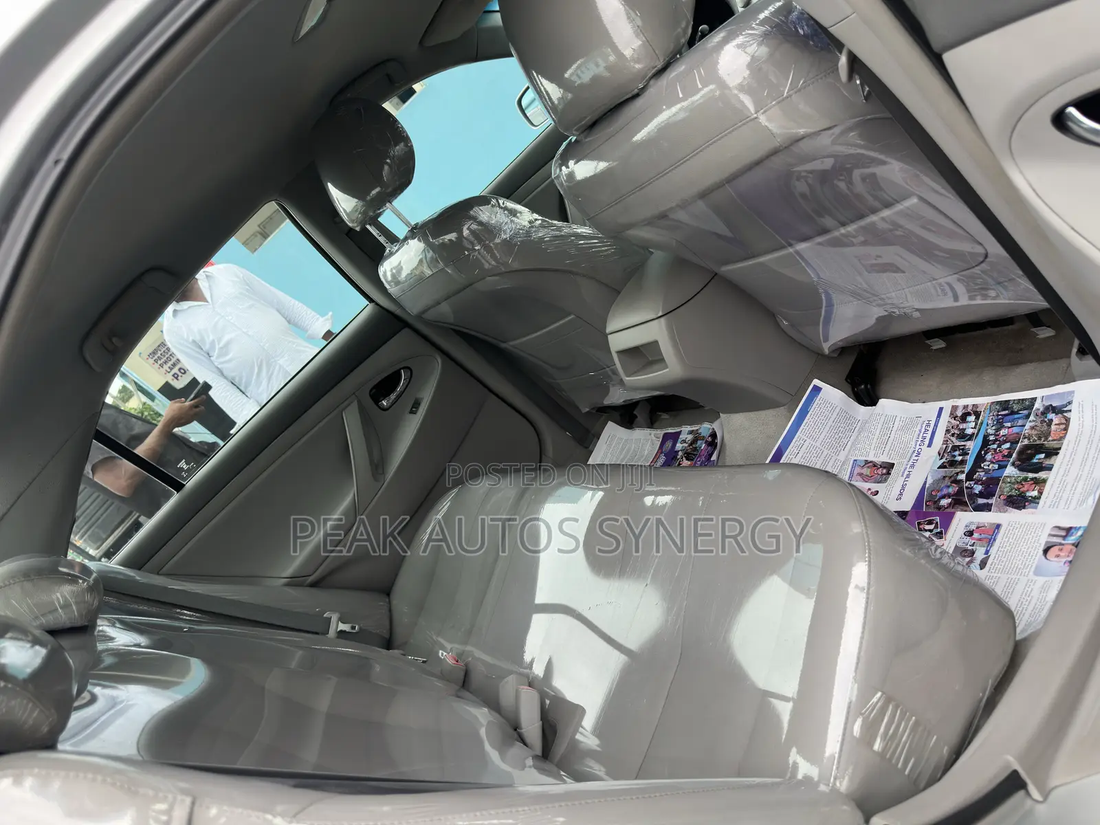 Toyota Camry LE 4dr Sedan (2.5L 4cyl 6A) 2011 Silver