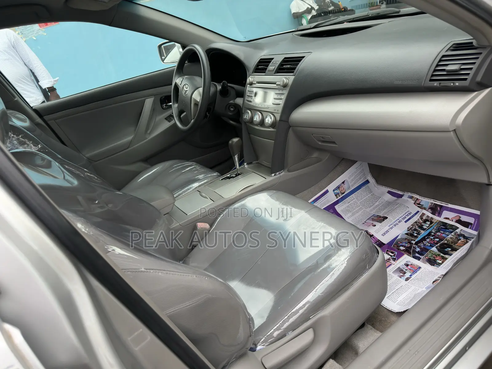 Toyota Camry LE 4dr Sedan (2.5L 4cyl 6A) 2011 Silver