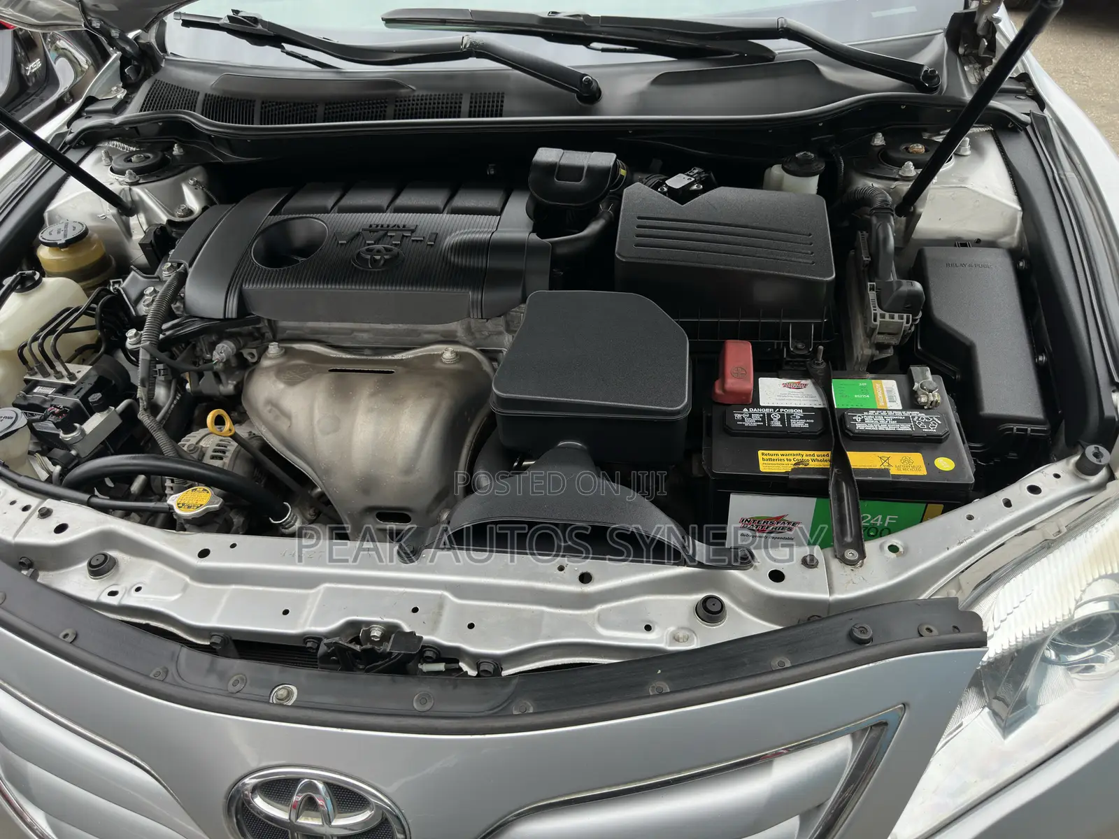 Toyota Camry LE 4dr Sedan (2.5L 4cyl 6A) 2011 Silver