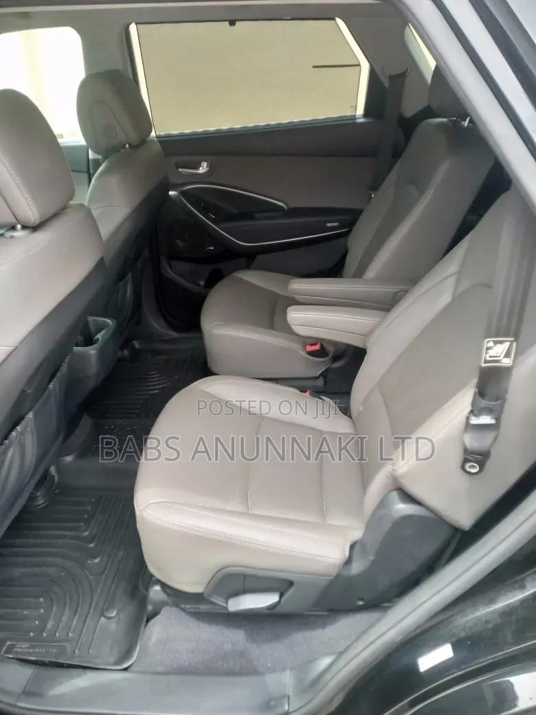 Hyundai Santa Fe 2017 Black