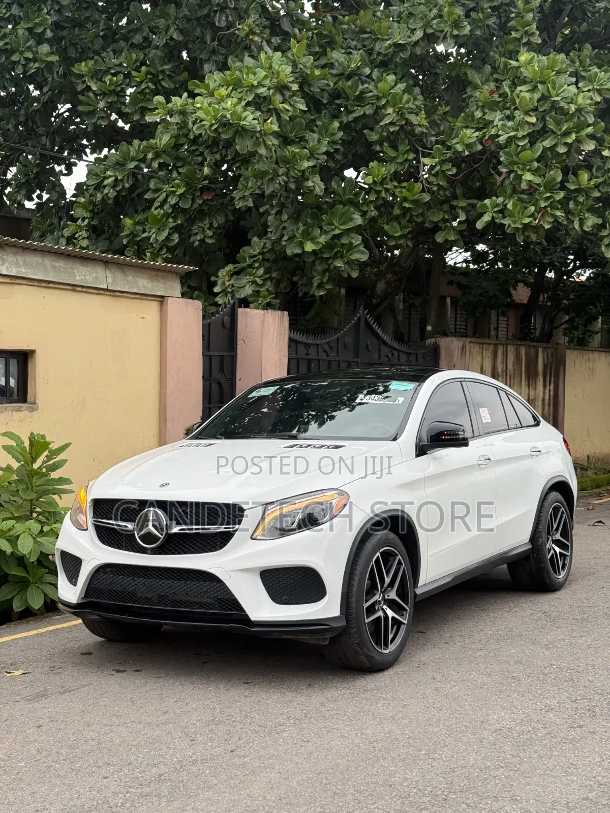 Mercedes-Benz GLE-Class 2019 White