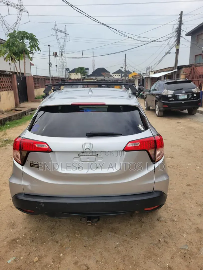 Honda HR-V 4dr SUV (1.5L 4cyl CVT) 2016 Silver