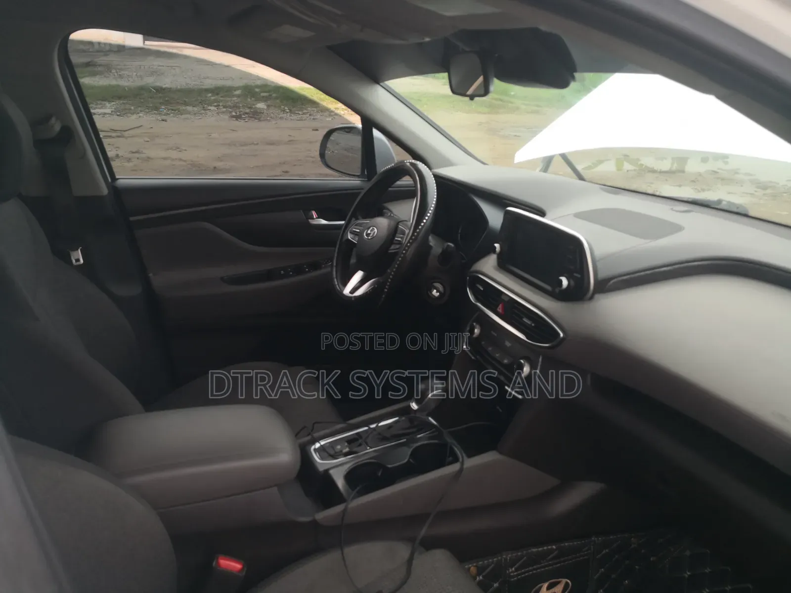 Hyundai Santa Fe 2019 White