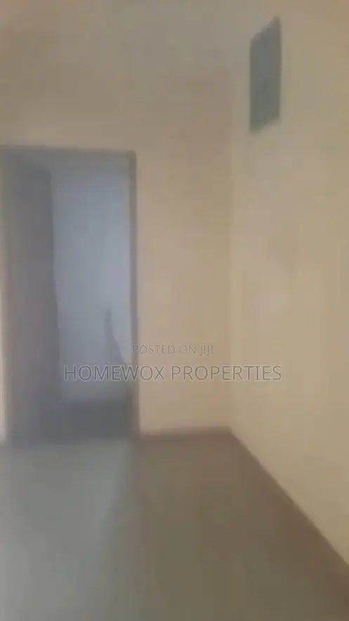 5bdrm Duplex in Berger for rent
