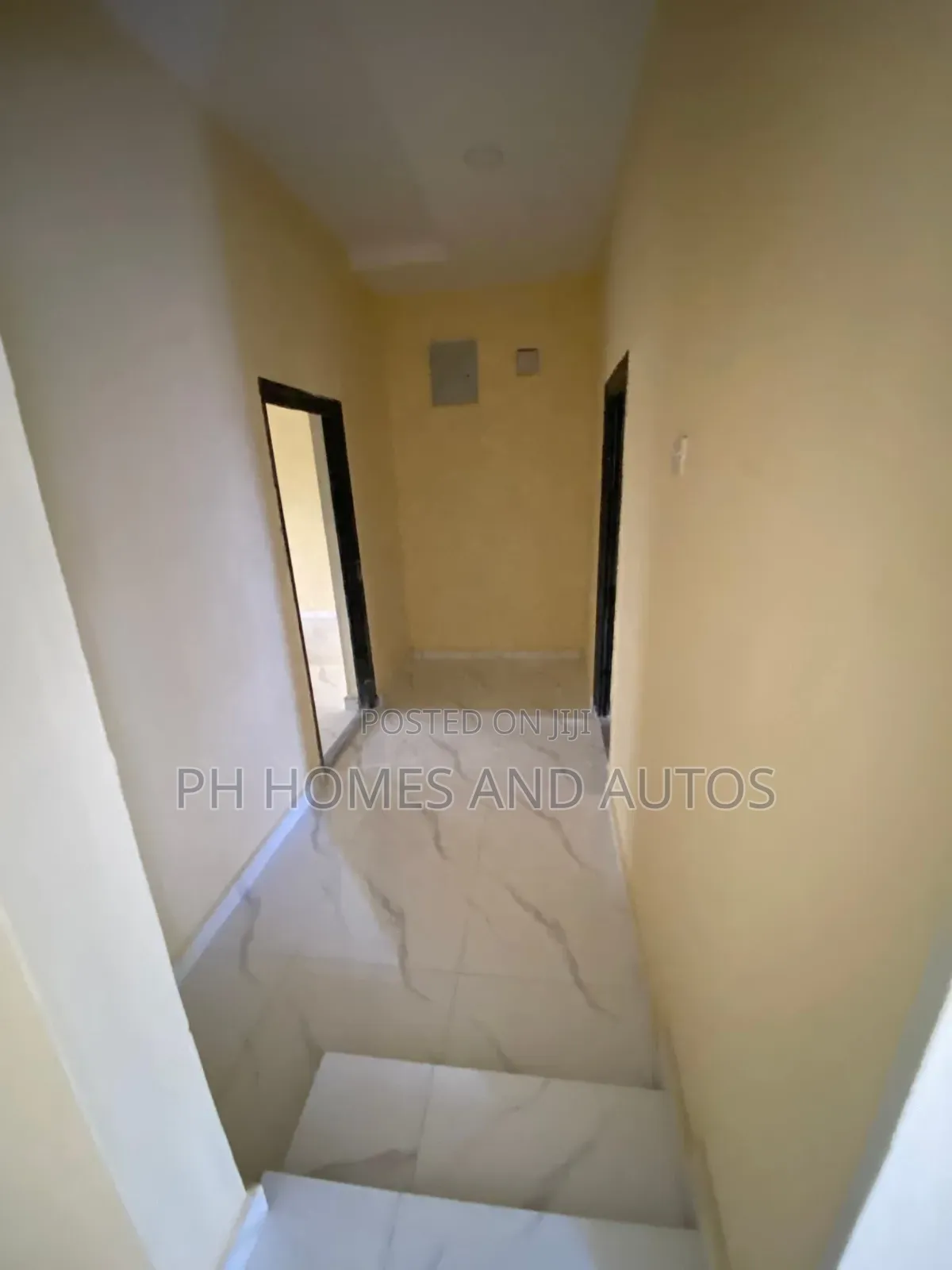 3bdrm Apartment in Peter Odili Road, Trans Amadi for rent