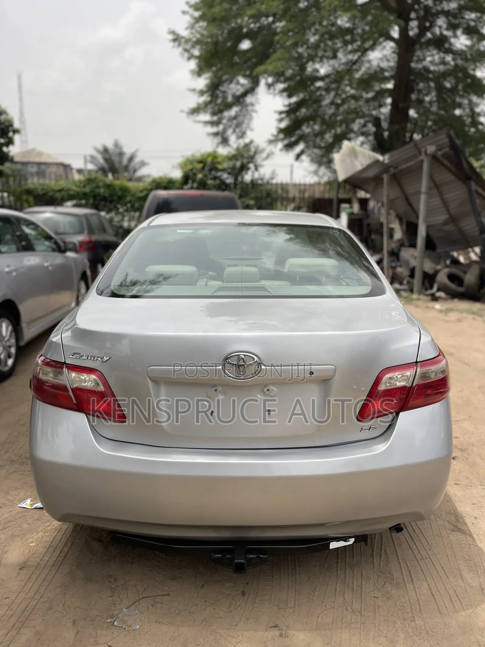 Toyota Camry LE 4dr Sedan (2.4L 4cyl 5A) 2009 Silver