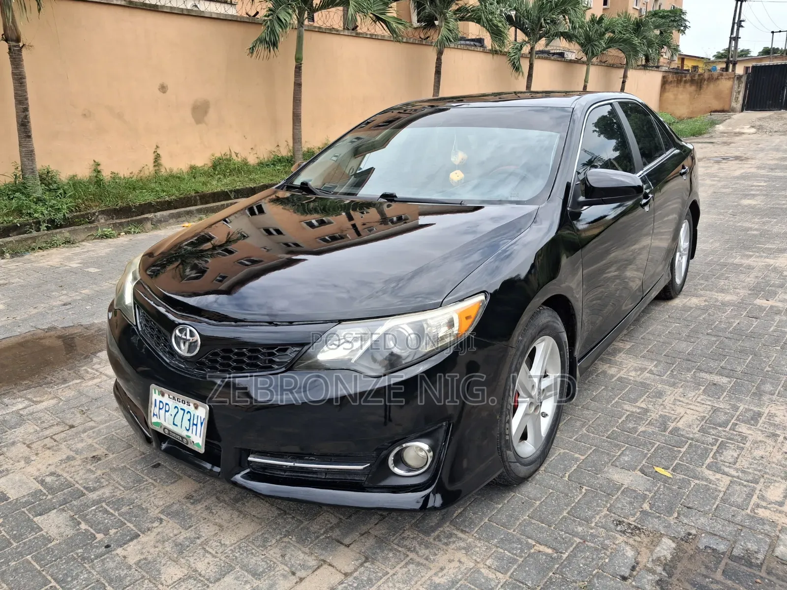 Toyota Camry 2013 Black