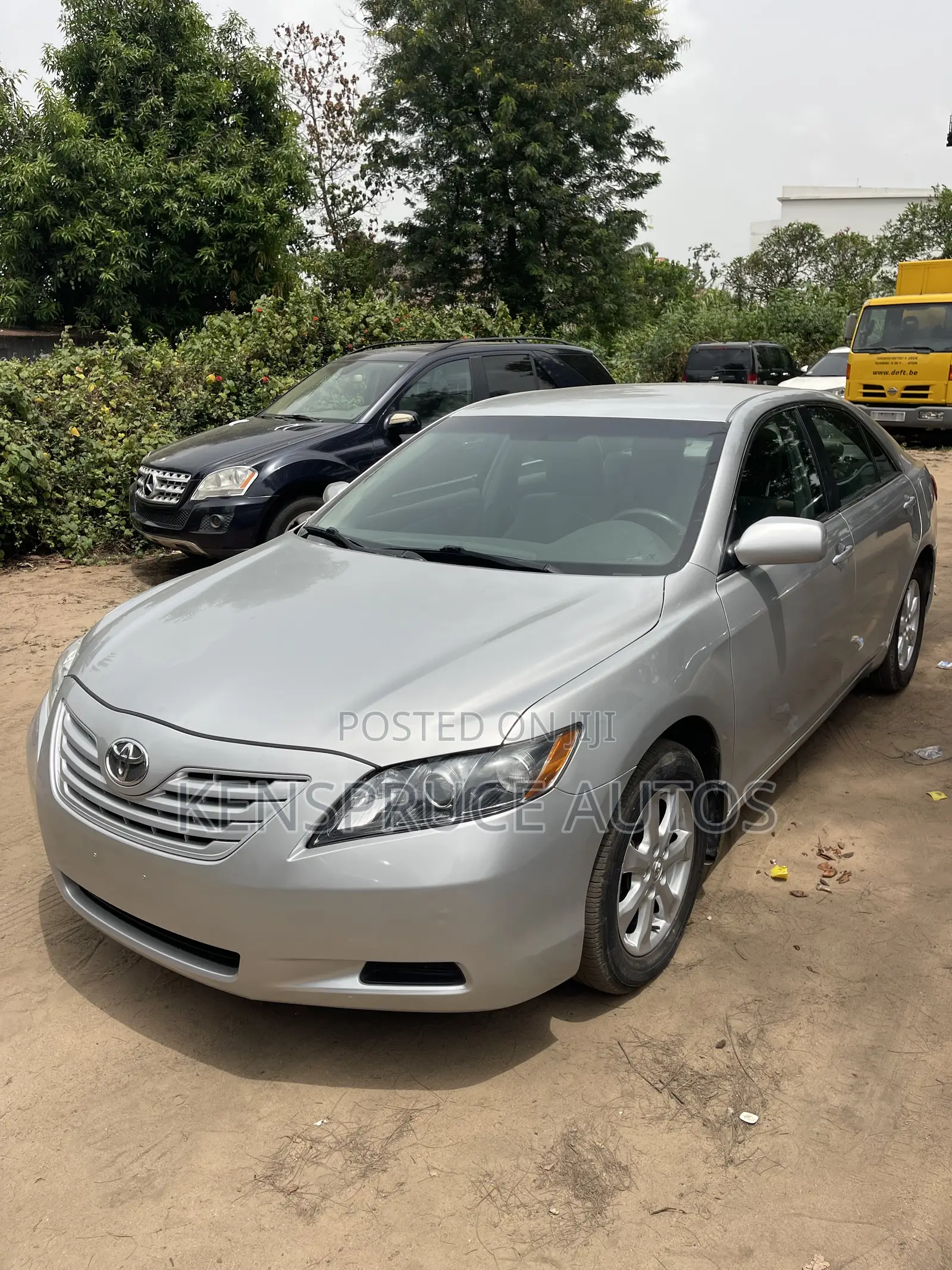 Toyota Camry LE 4dr Sedan (2.4L 4cyl 5A) 2009 Silver