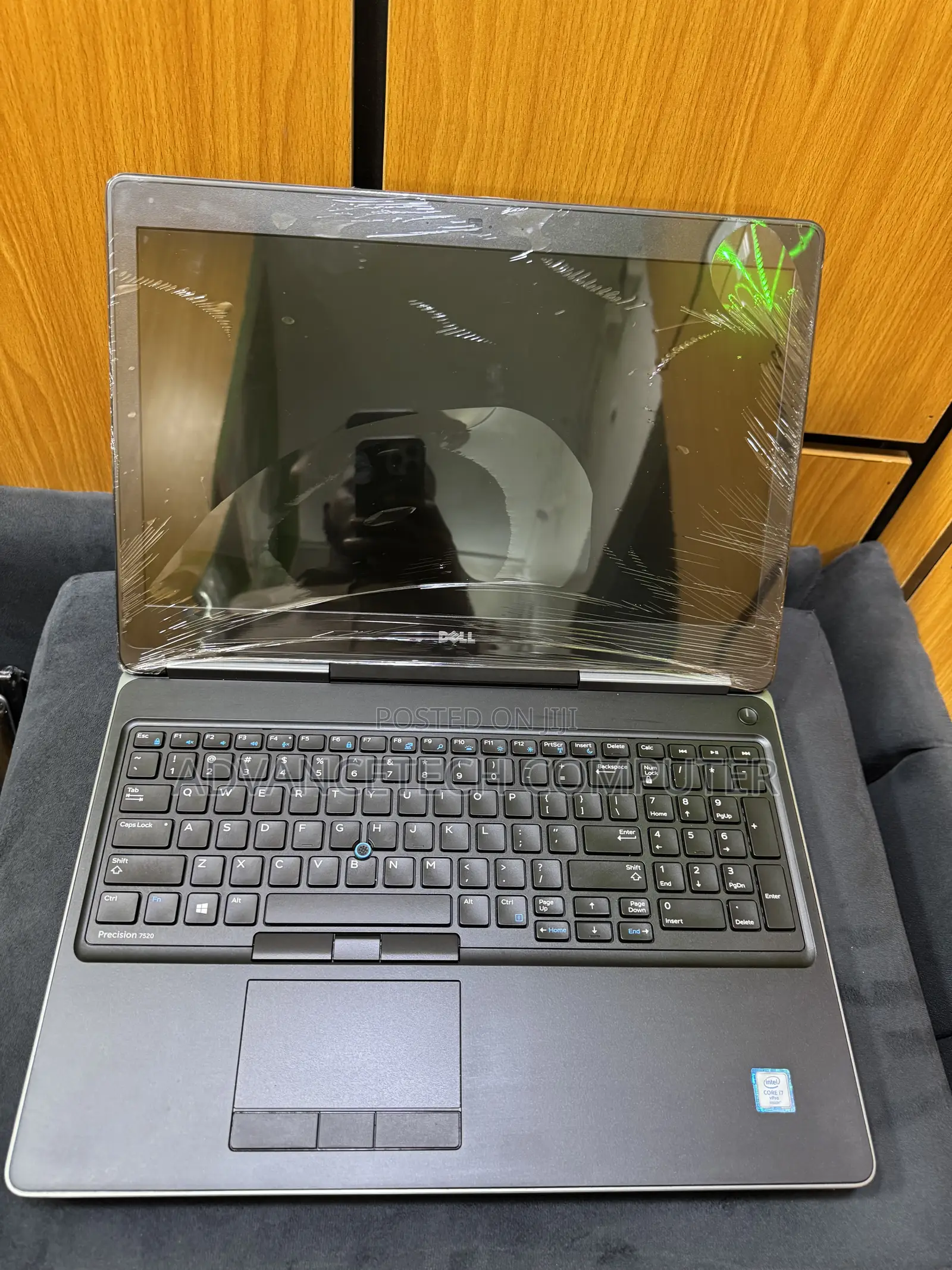 Laptop Dell Precision 7520 16GB Intel Core i7 SSD 512GB