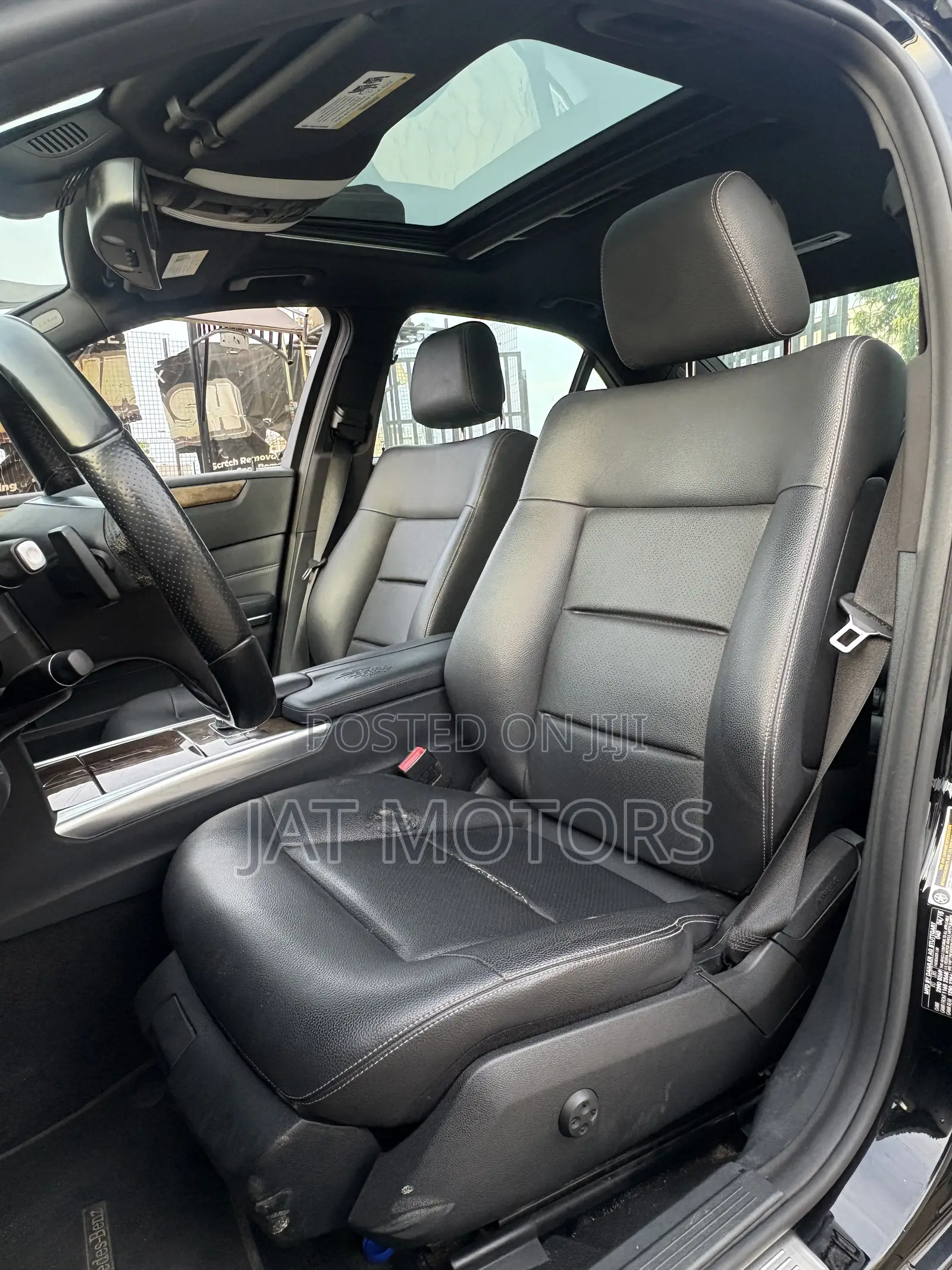 Mercedes-Benz E350 Base 4Matic Sedan AWD (3.5L 6cyl 7A) 2015 Black