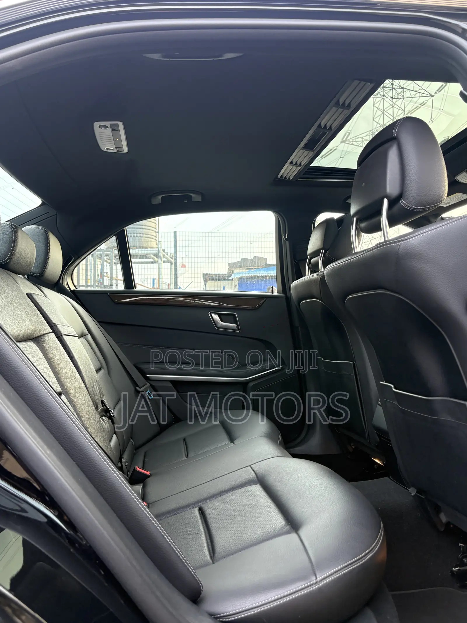Mercedes-Benz E350 Base 4Matic Sedan AWD (3.5L 6cyl 7A) 2015 Black